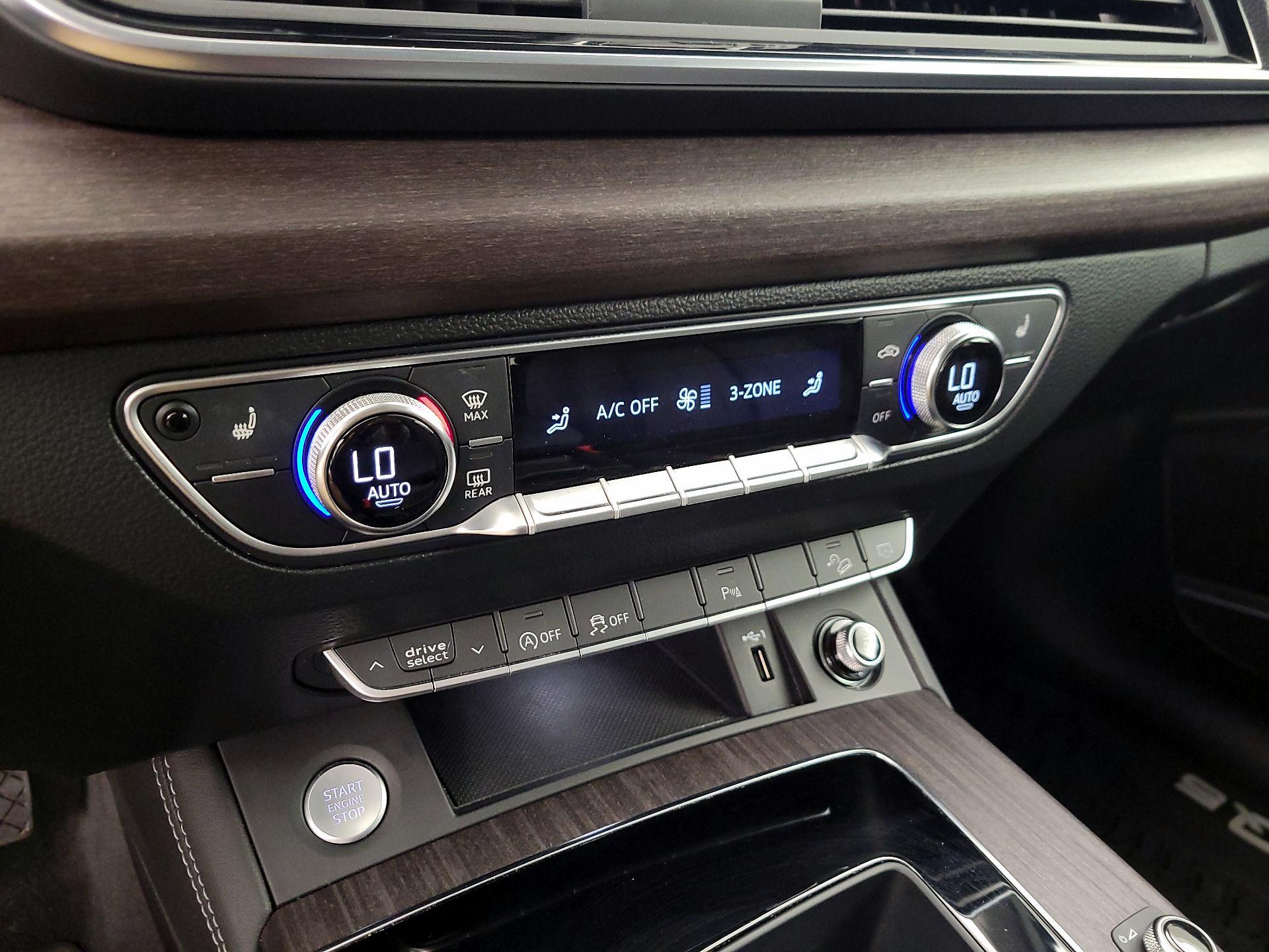 Thumbnail: 2021 Audi Q5 - 17