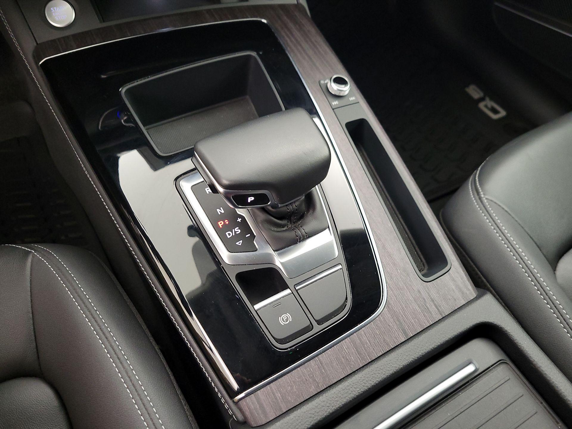 Thumbnail: 2021 Audi Q5 - 18