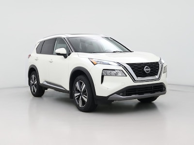 White 2022 Nissan Rogue SL