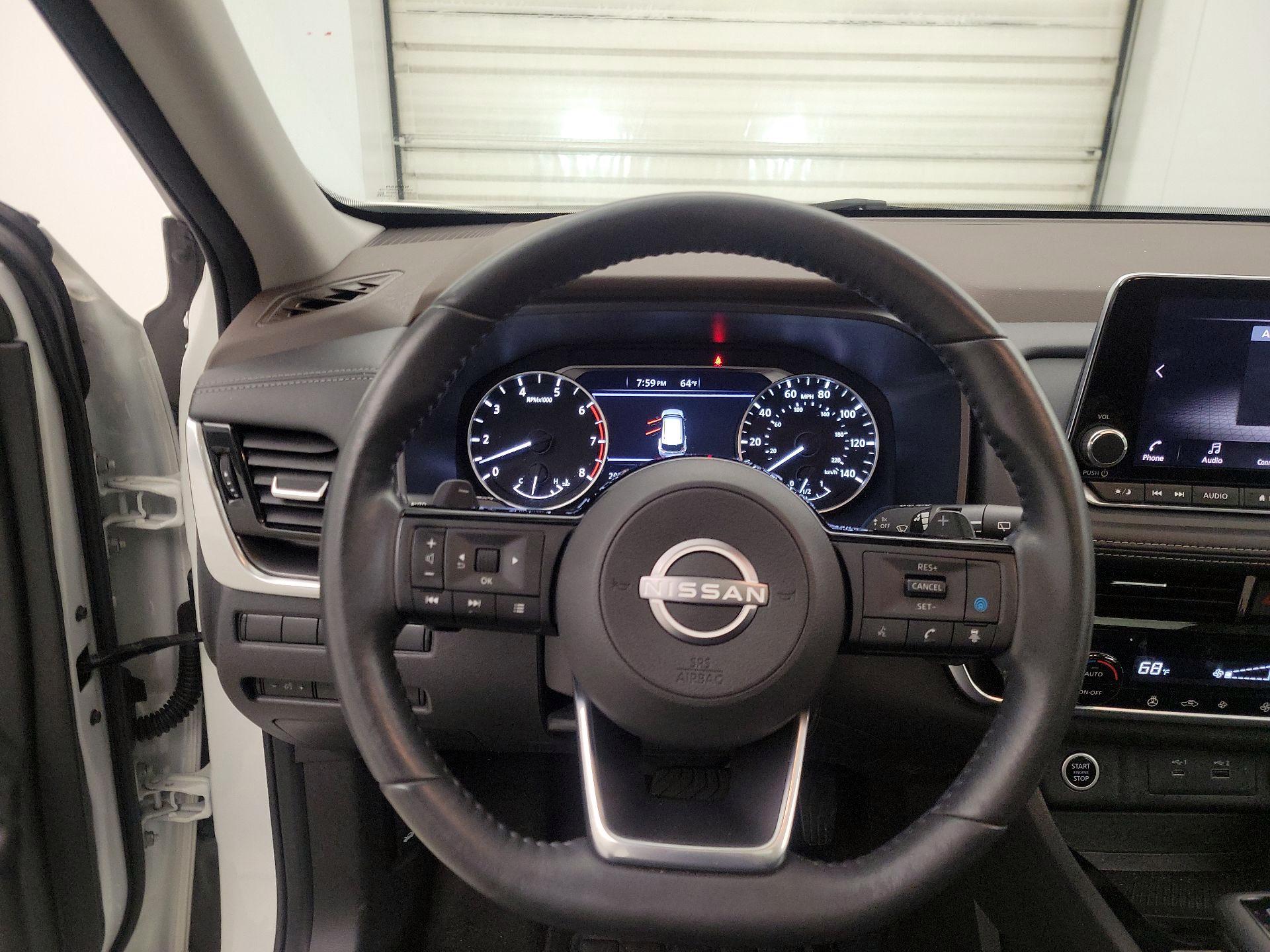 Thumbnail: 2022 Nissan Rogue - 10