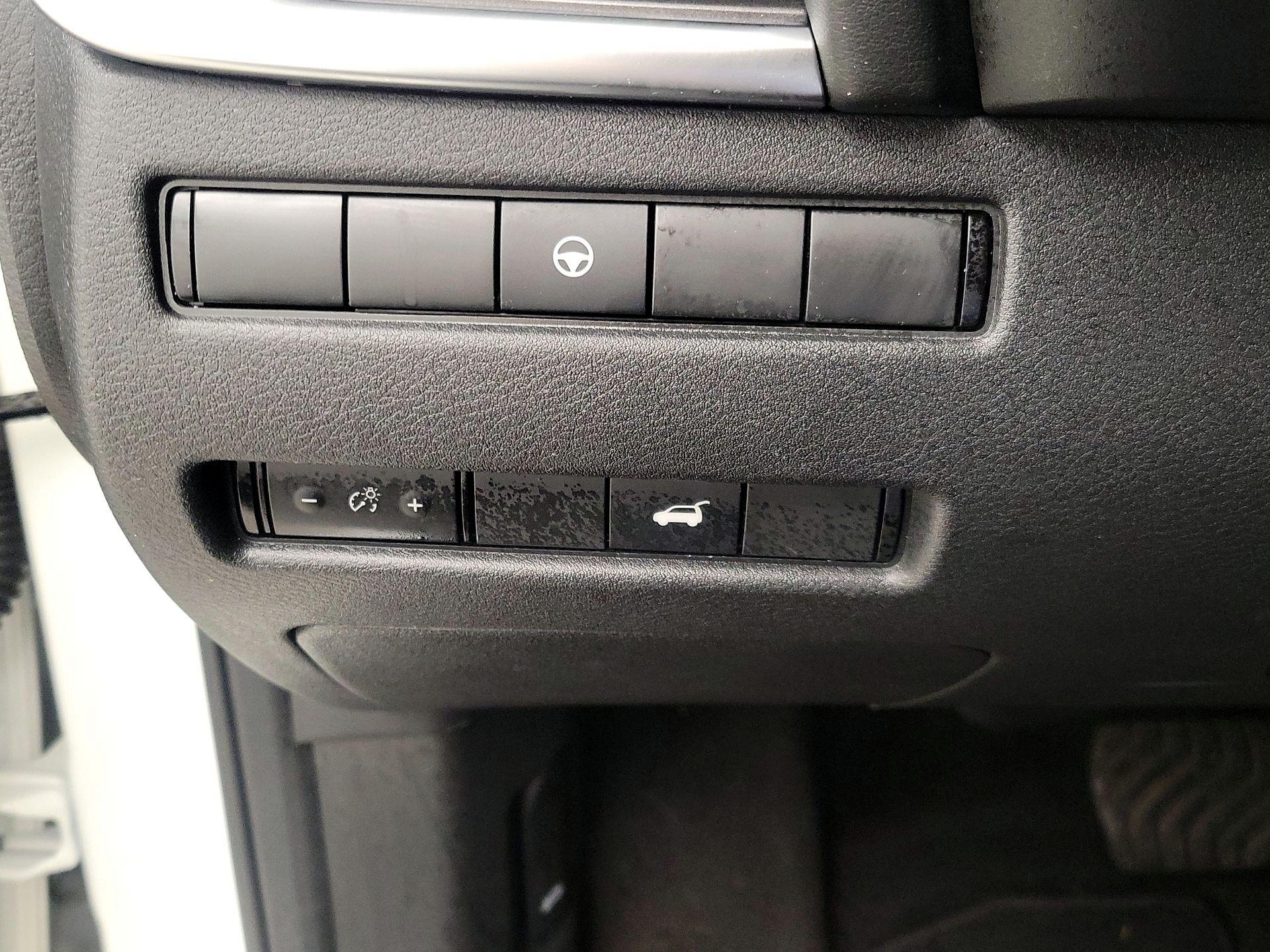 Thumbnail: 2022 Nissan Rogue - 13