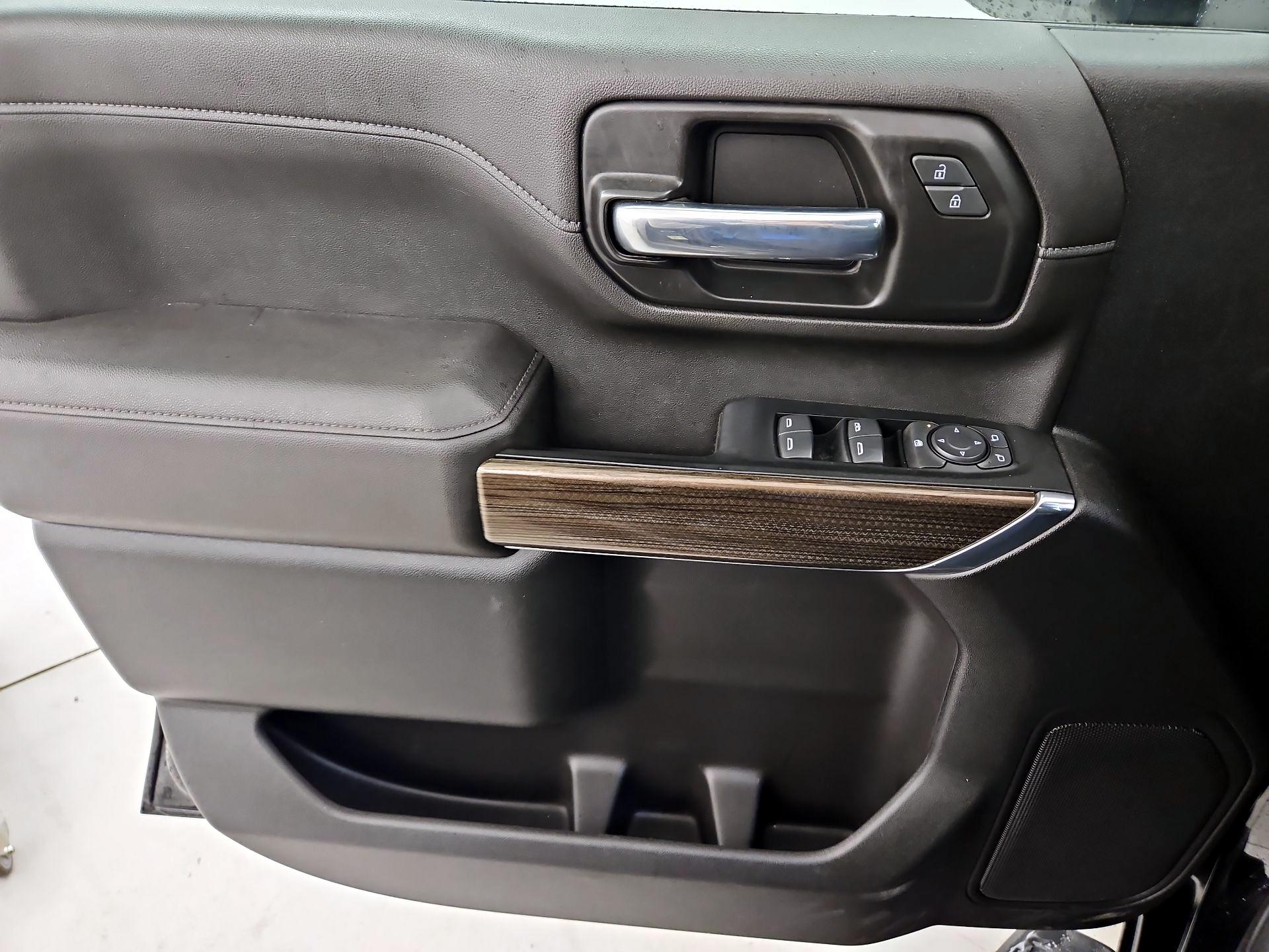 Thumbnail: 2022 Chevrolet Silverado 2500 - 12