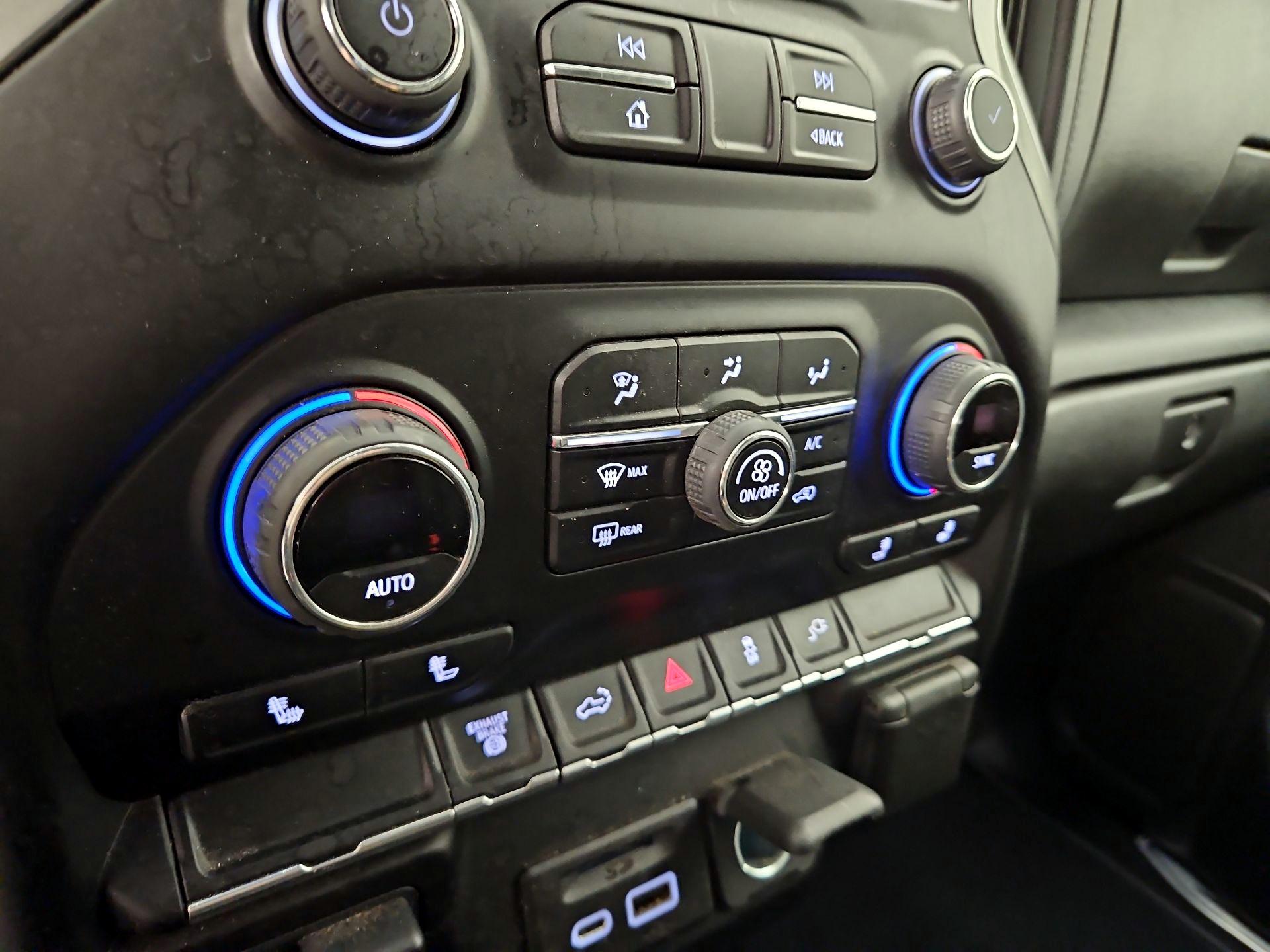 Thumbnail: 2022 Chevrolet Silverado 2500 - 16