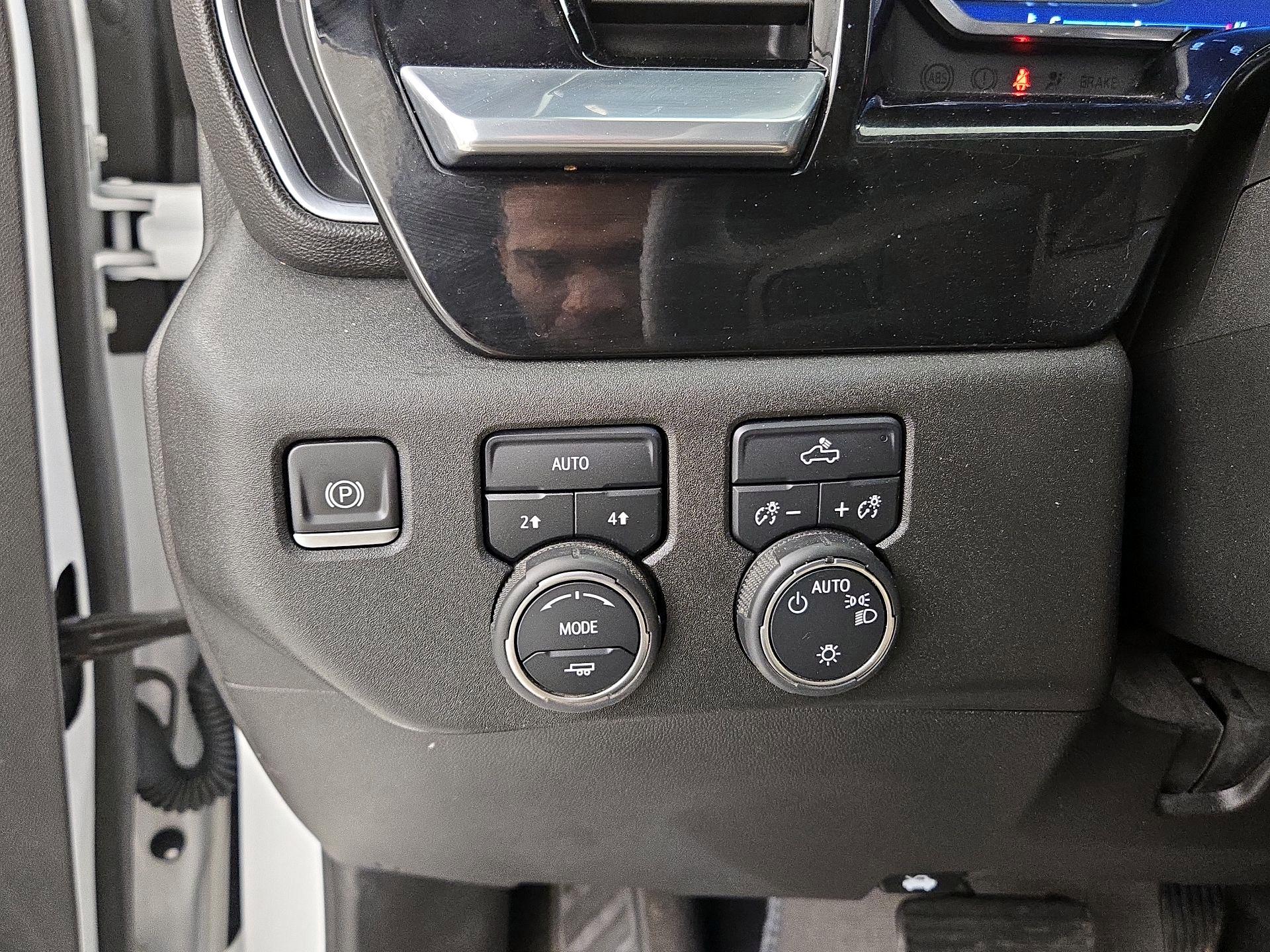 Thumbnail: 2022 Chevrolet Silverado 1500 - 13