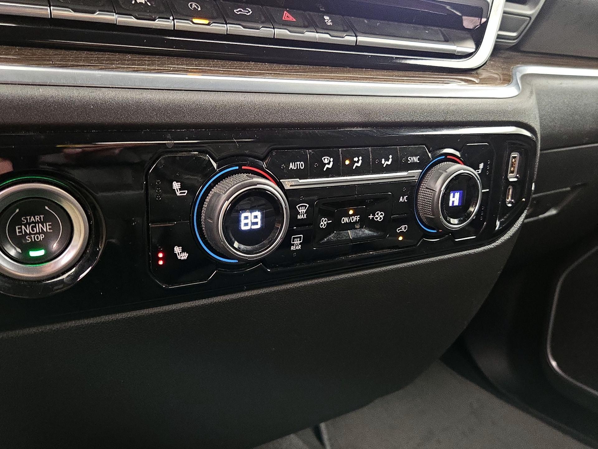 Thumbnail: 2022 Chevrolet Silverado 1500 - 16