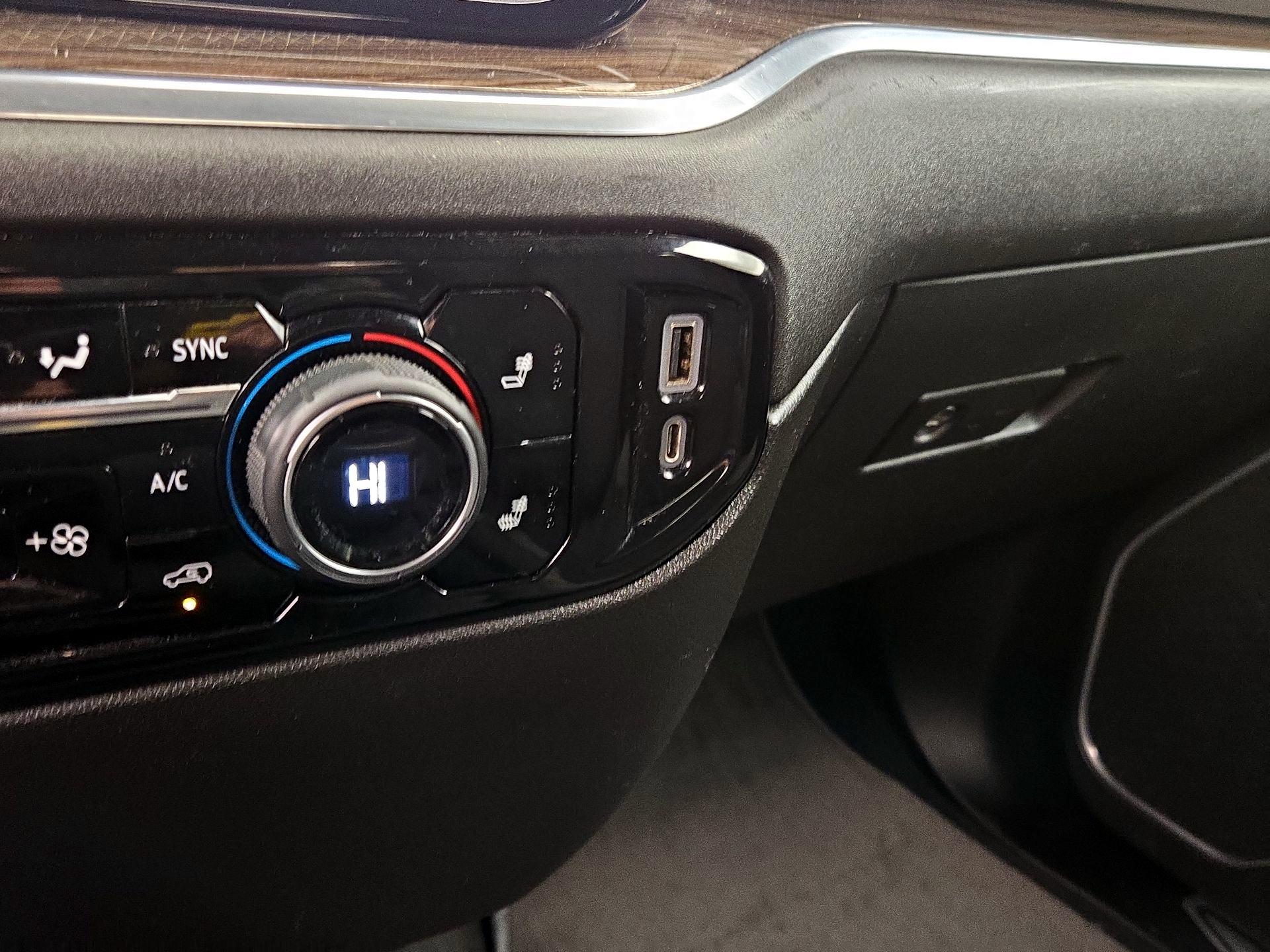 Thumbnail: 2022 Chevrolet Silverado 1500 - 18