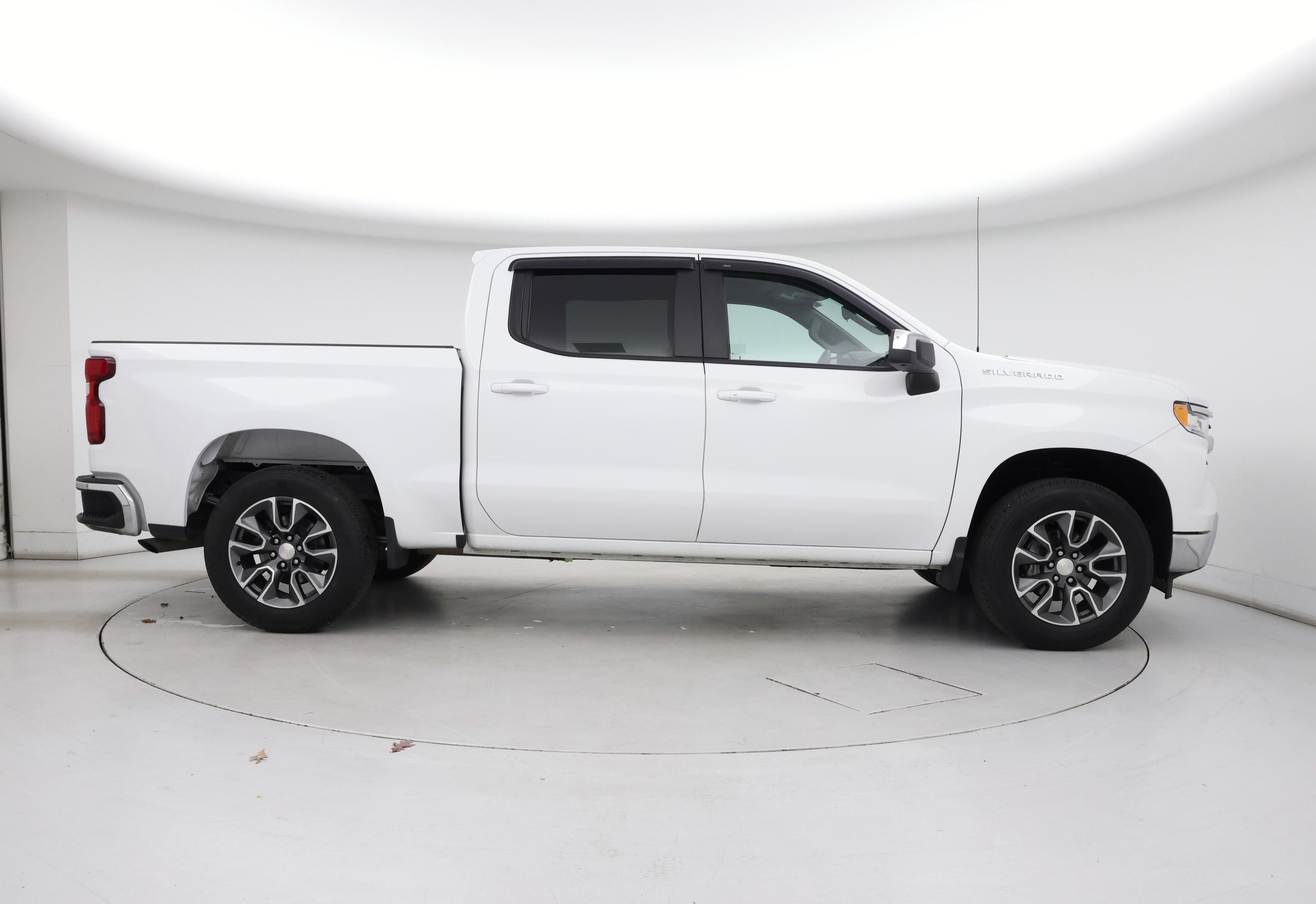 Thumbnail: 2022 Chevrolet Silverado 1500 - 7