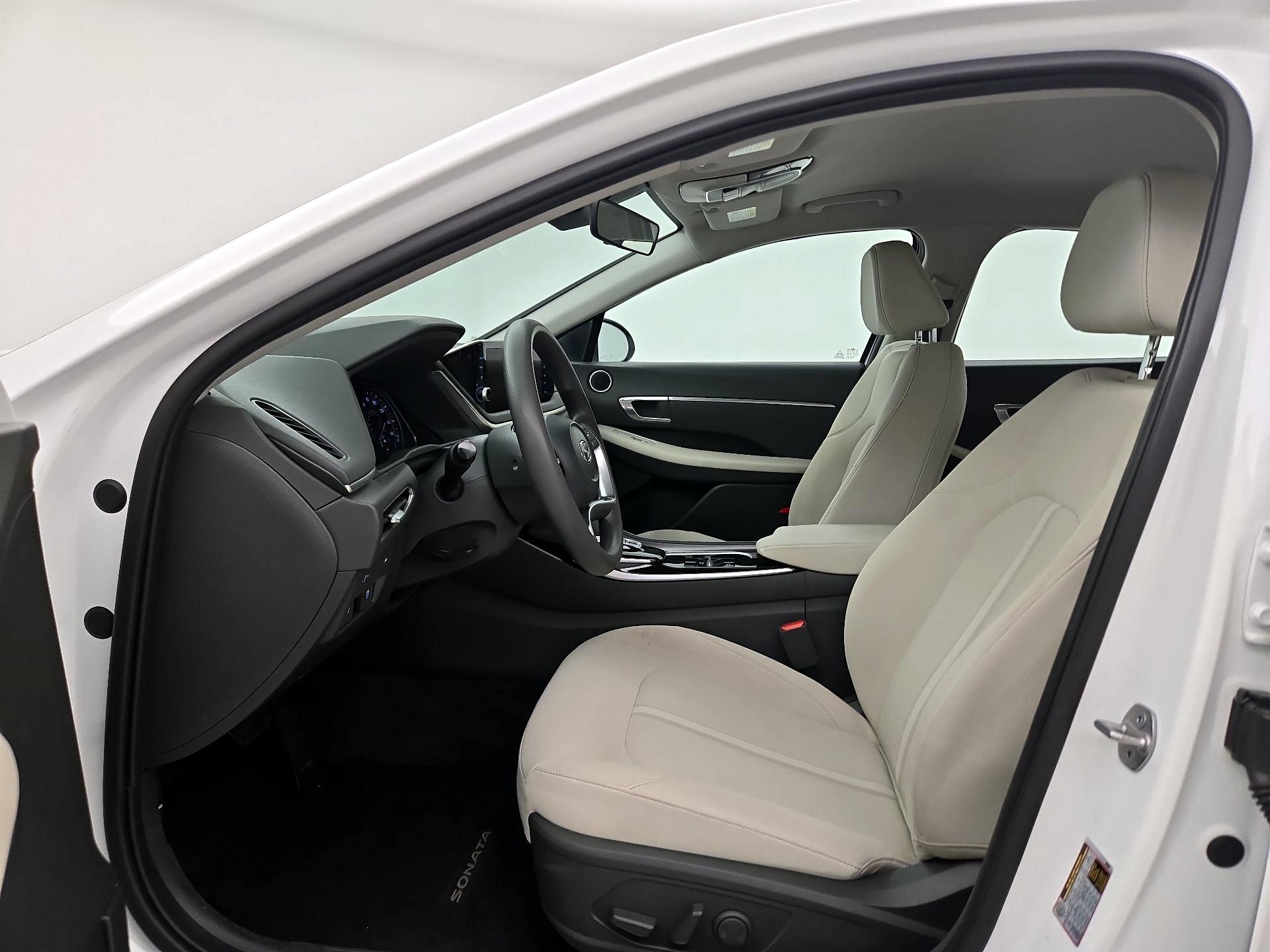 Thumbnail: 2023 Hyundai Sonata - 11