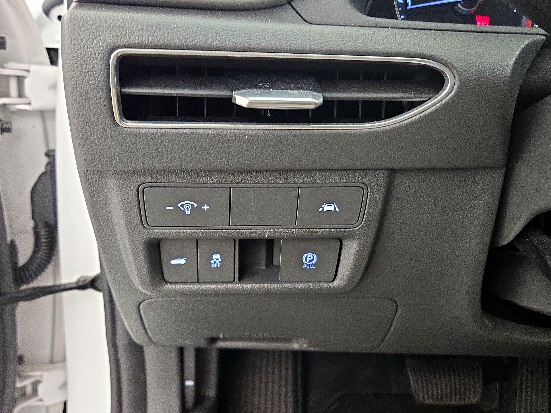 Thumbnail: 2023 Hyundai Sonata - 13