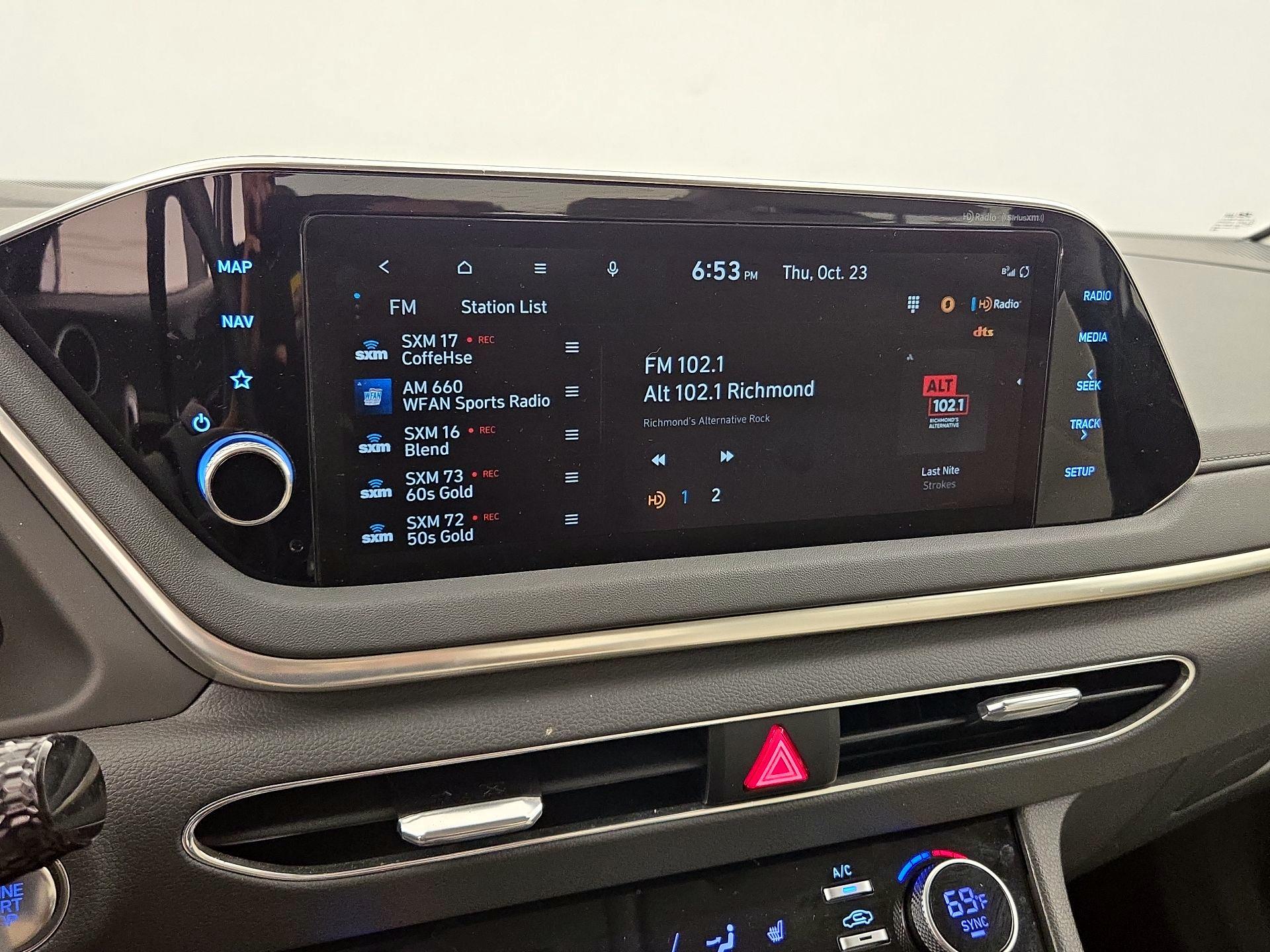 Thumbnail: 2023 Hyundai Sonata - 16