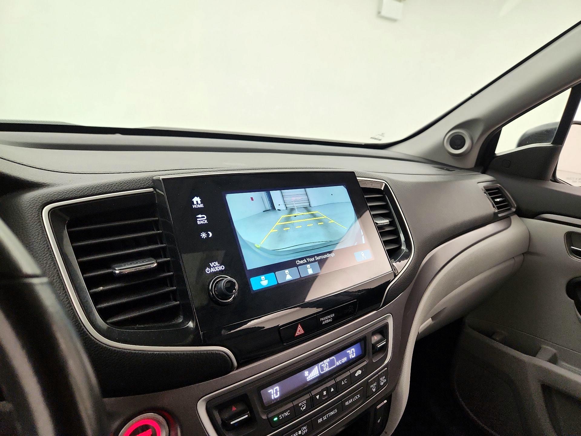 Thumbnail: 2020 Honda Pilot - 14