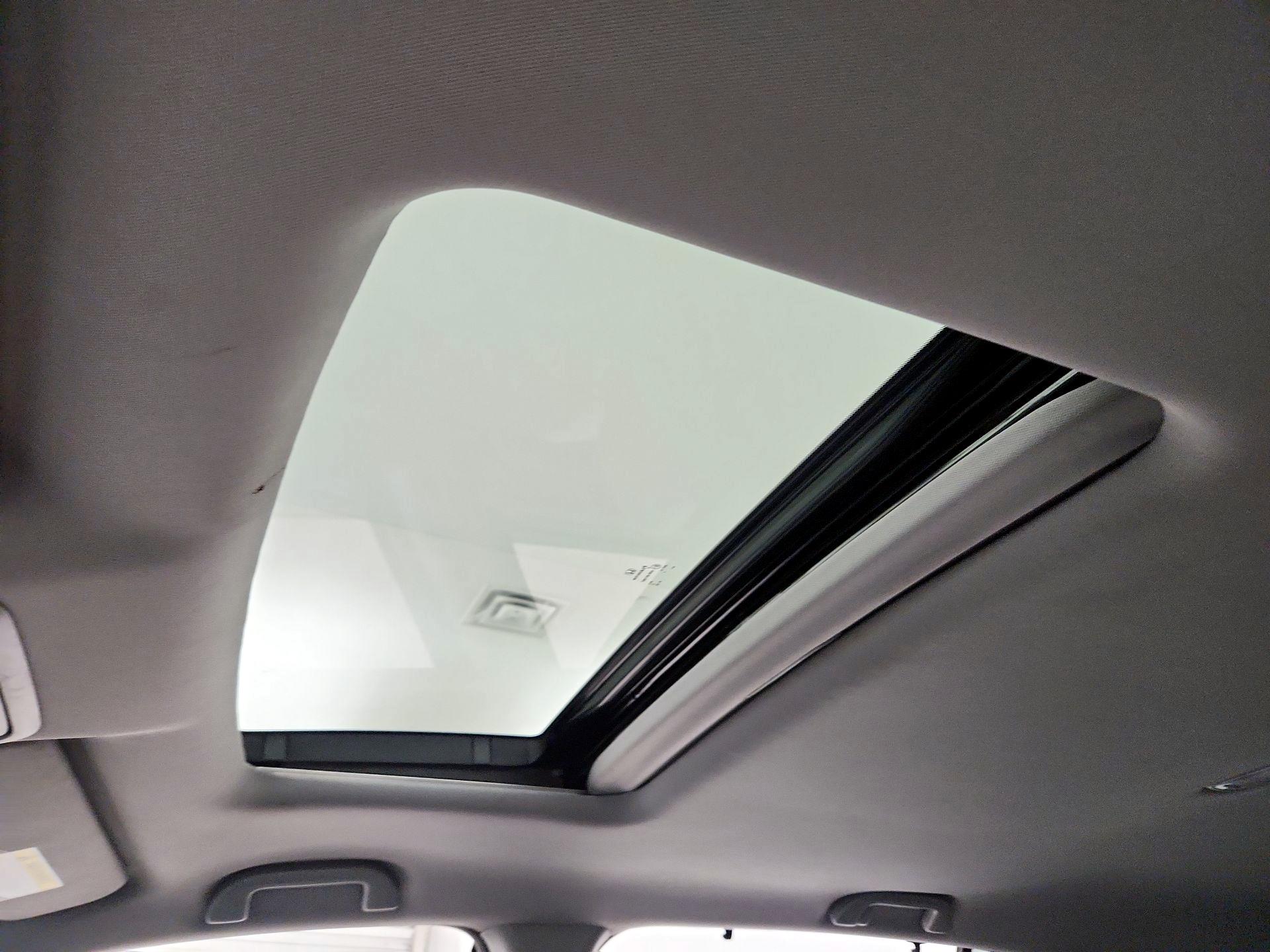 Thumbnail: 2020 Honda Pilot - 19