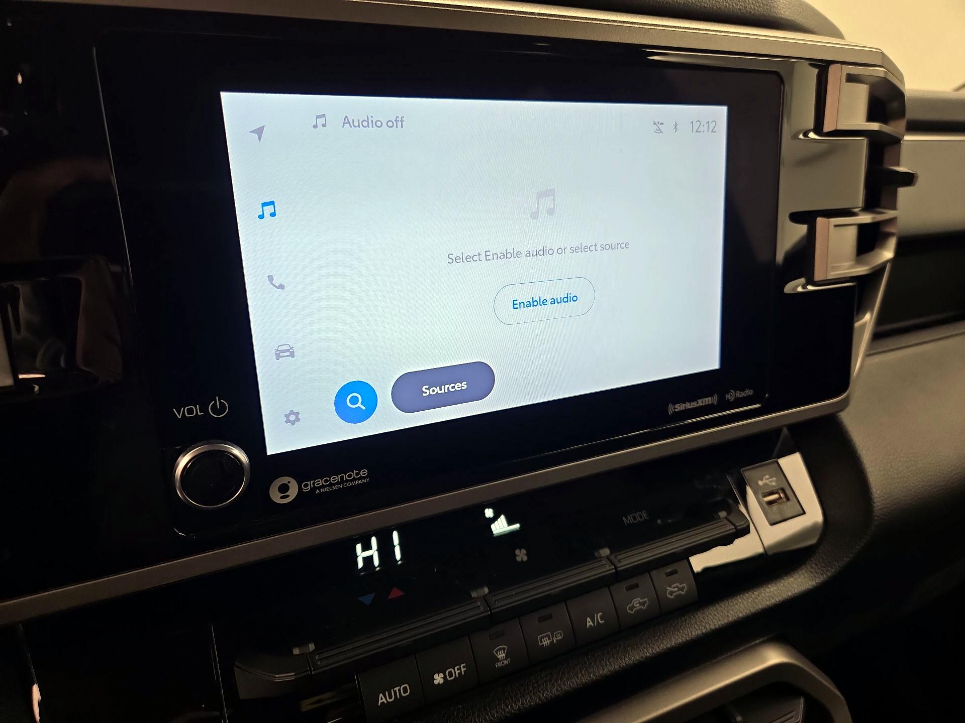 Thumbnail: 2022 Toyota Tundra - 16