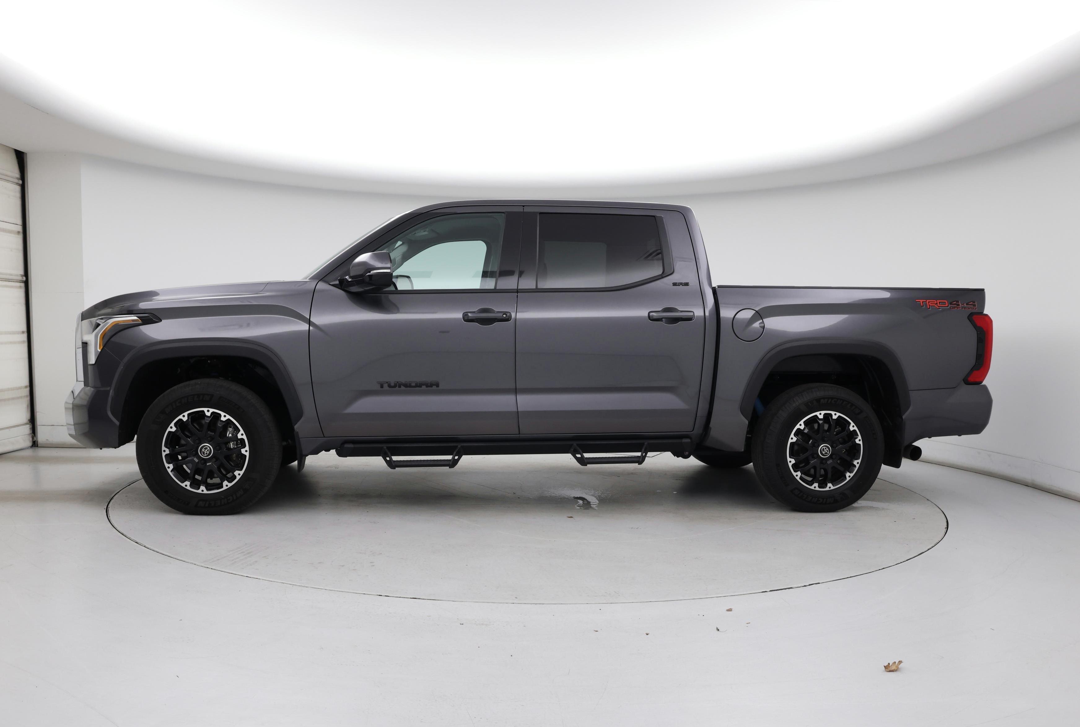 Thumbnail: 2022 Toyota Tundra - 3