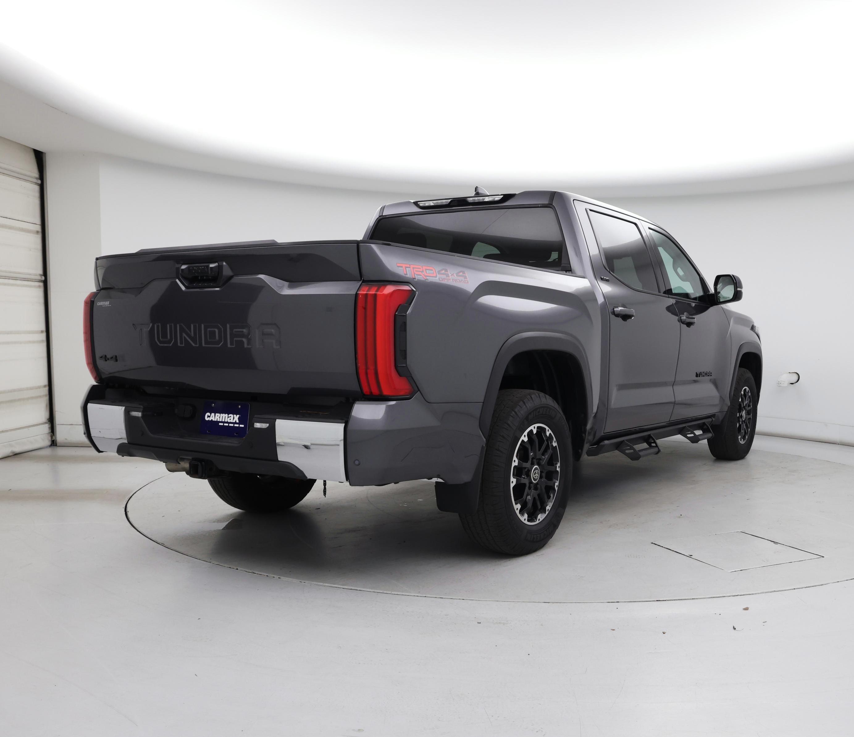 Thumbnail: 2022 Toyota Tundra - 8
