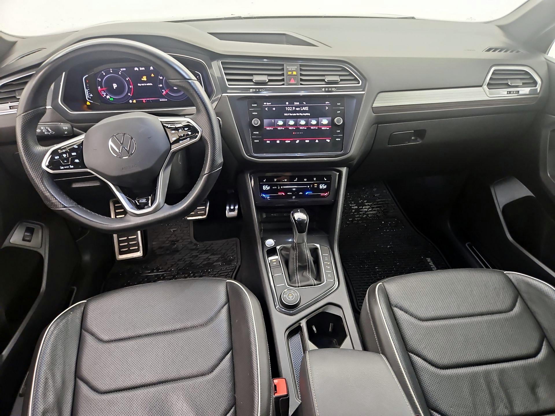 Thumbnail: 2022 Volkswagen Tiguan - 9