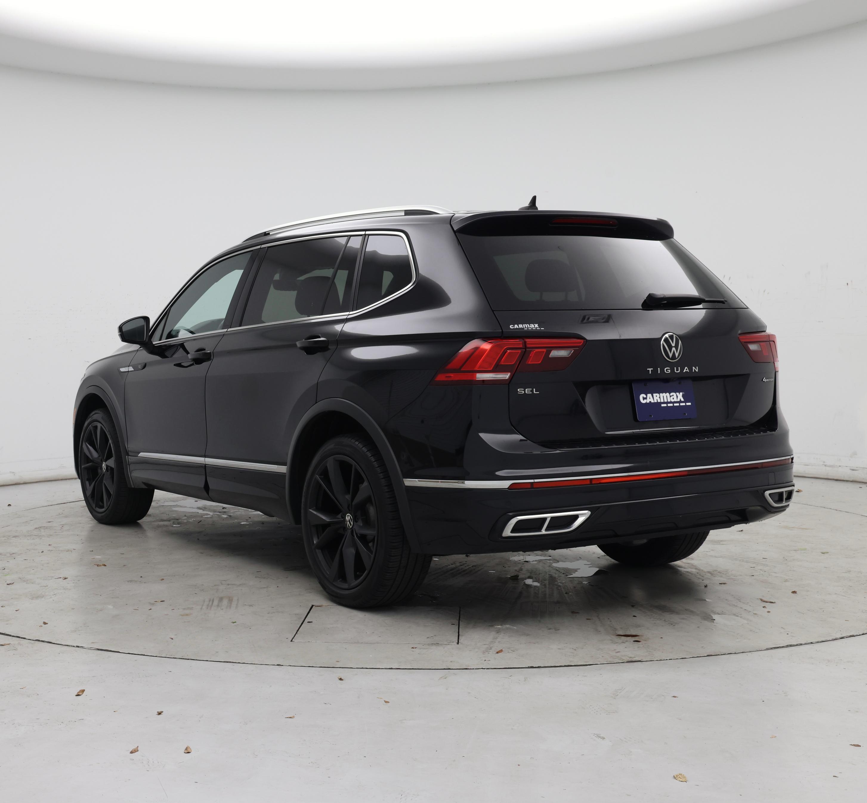 Thumbnail: 2022 Volkswagen Tiguan - 2