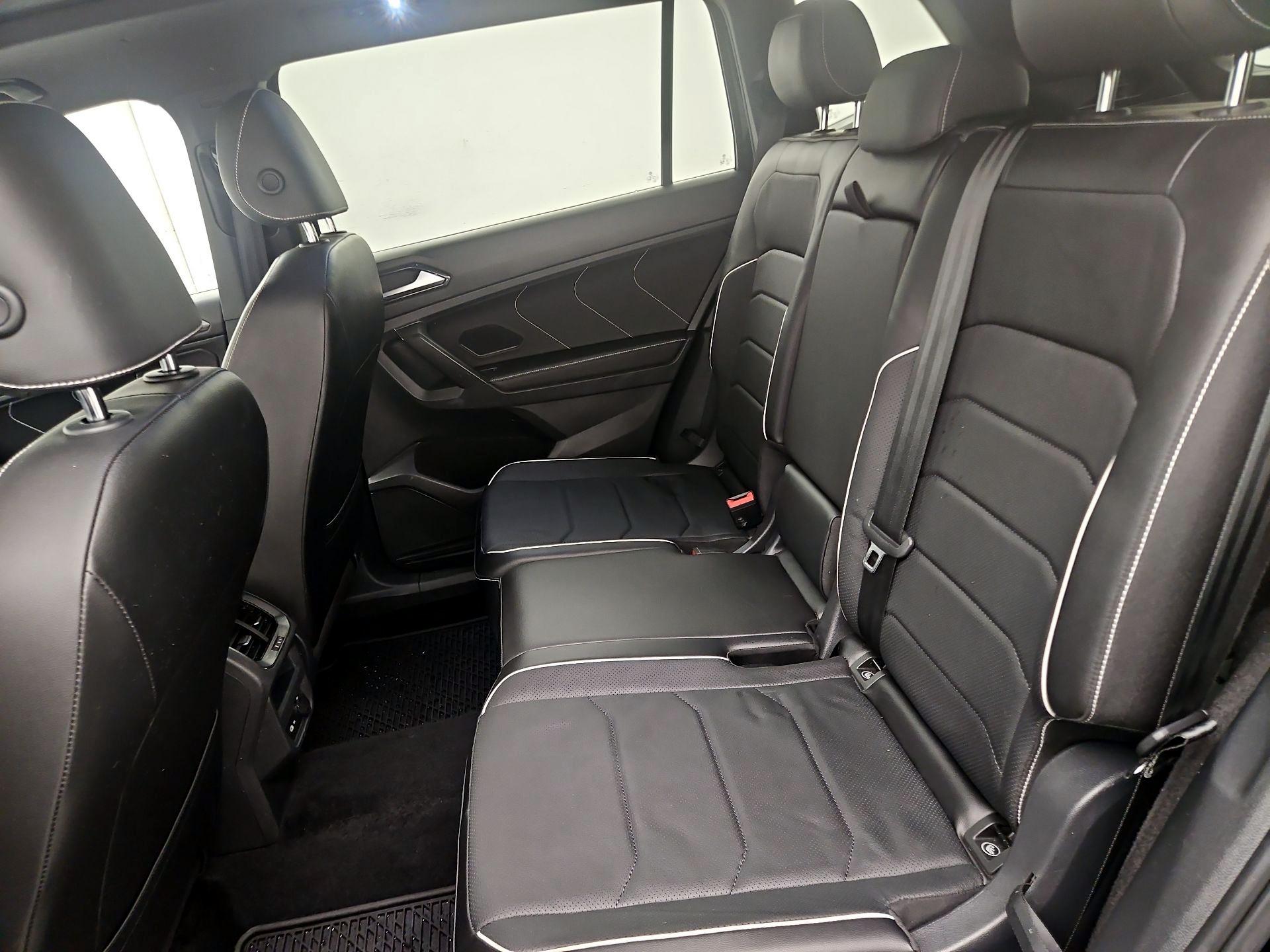 Thumbnail: 2022 Volkswagen Tiguan - 20