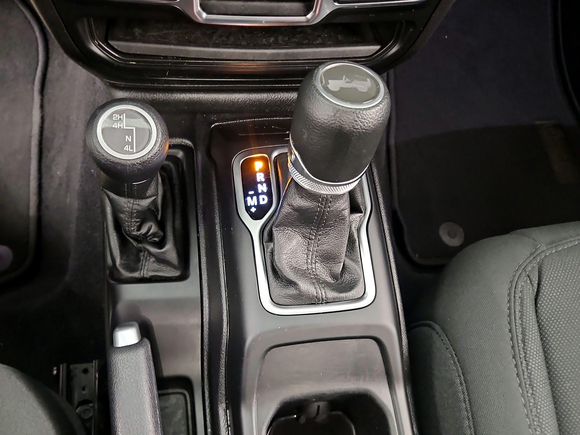 Thumbnail: 2021 Jeep Wrangler - 17