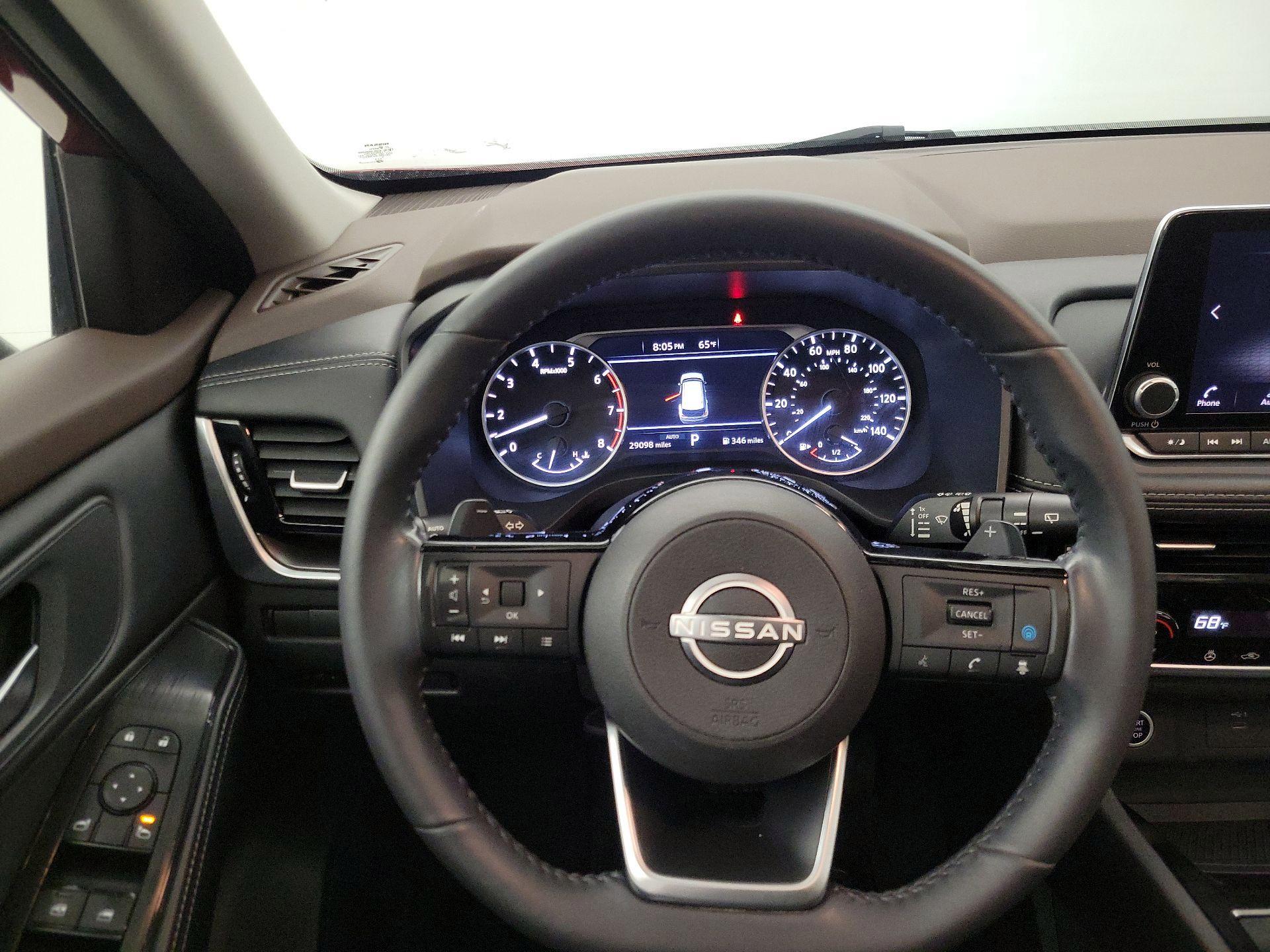 Thumbnail: 2023 Nissan Rogue - 10