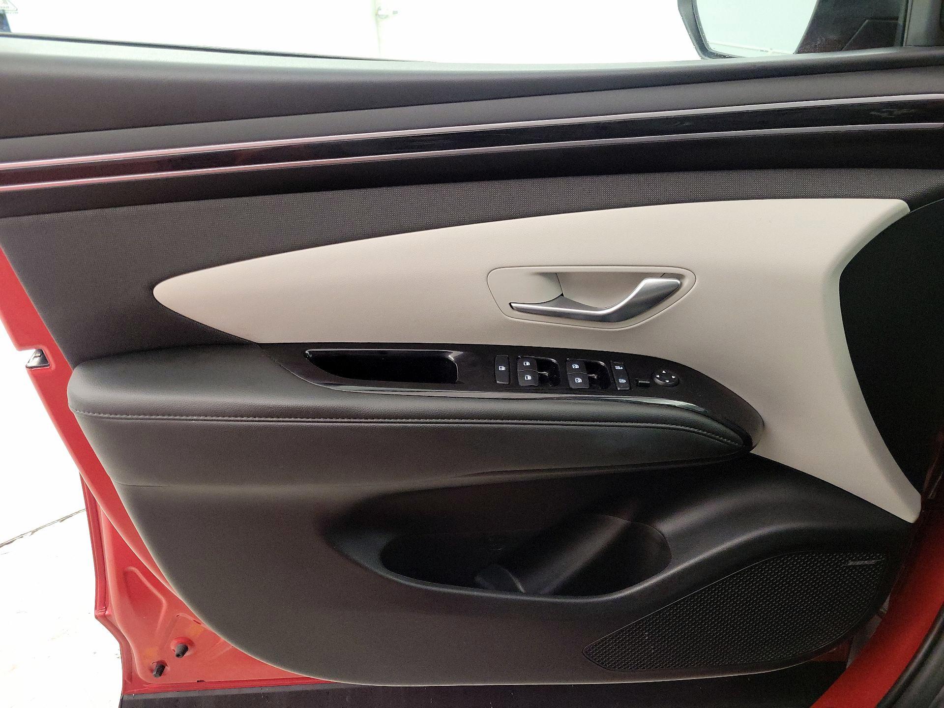 Thumbnail: 2022 Hyundai Tucson - 12