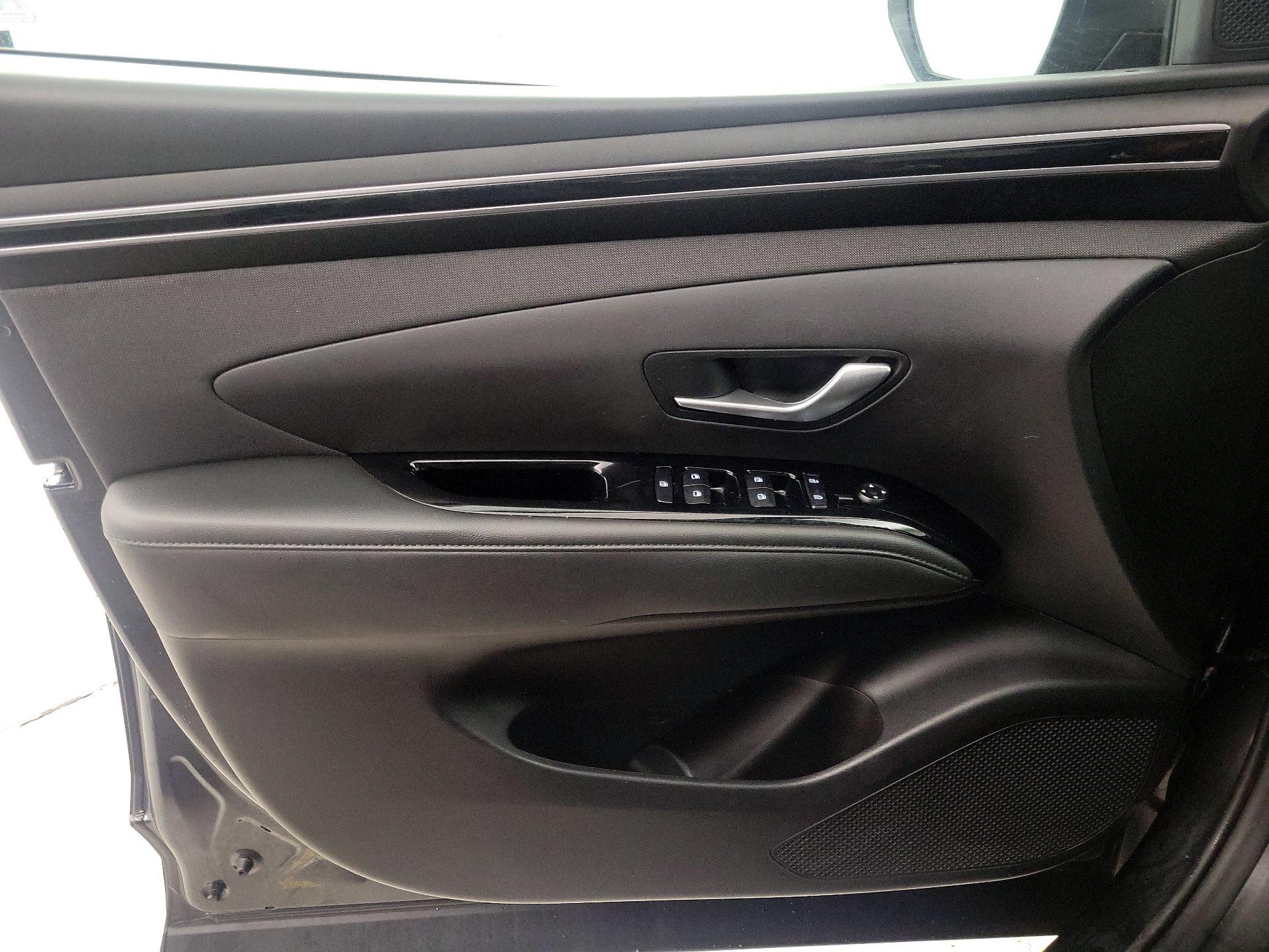 Thumbnail: 2022 Hyundai Tucson - 12