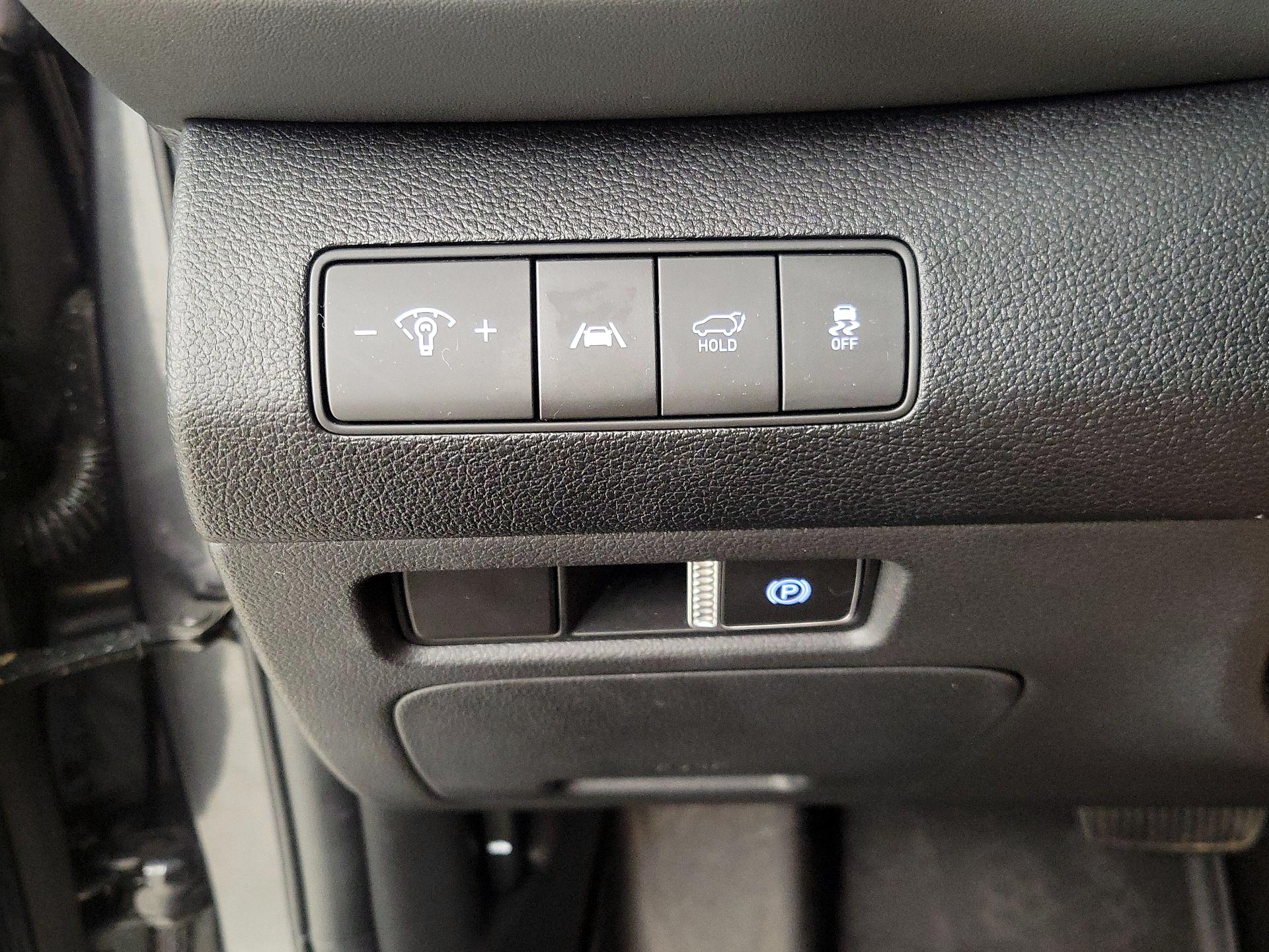 Thumbnail: 2023 Hyundai Santa Fe - 13