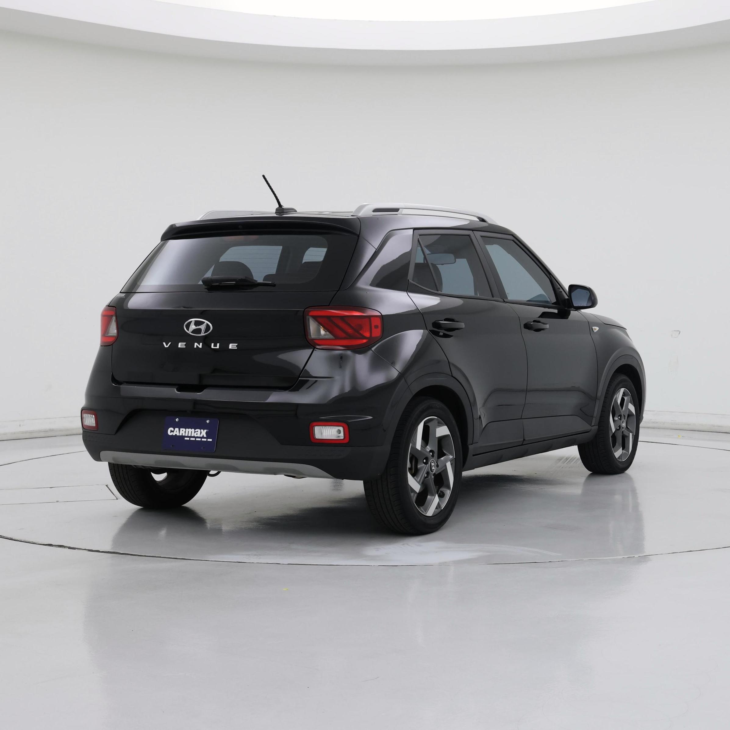 Thumbnail: 2023 Hyundai Venue - 8