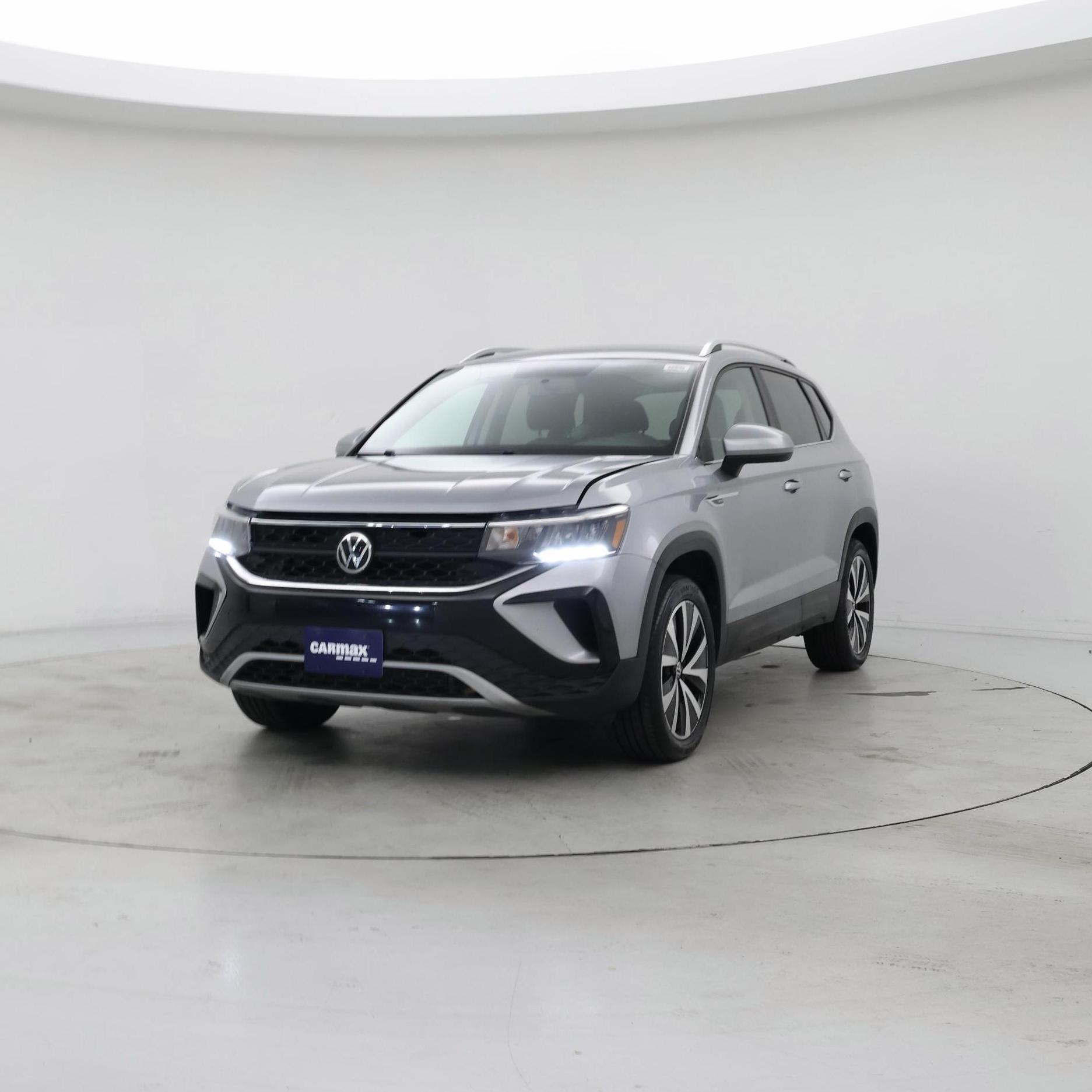 Thumbnail: 2022 Volkswagen Taos - 4