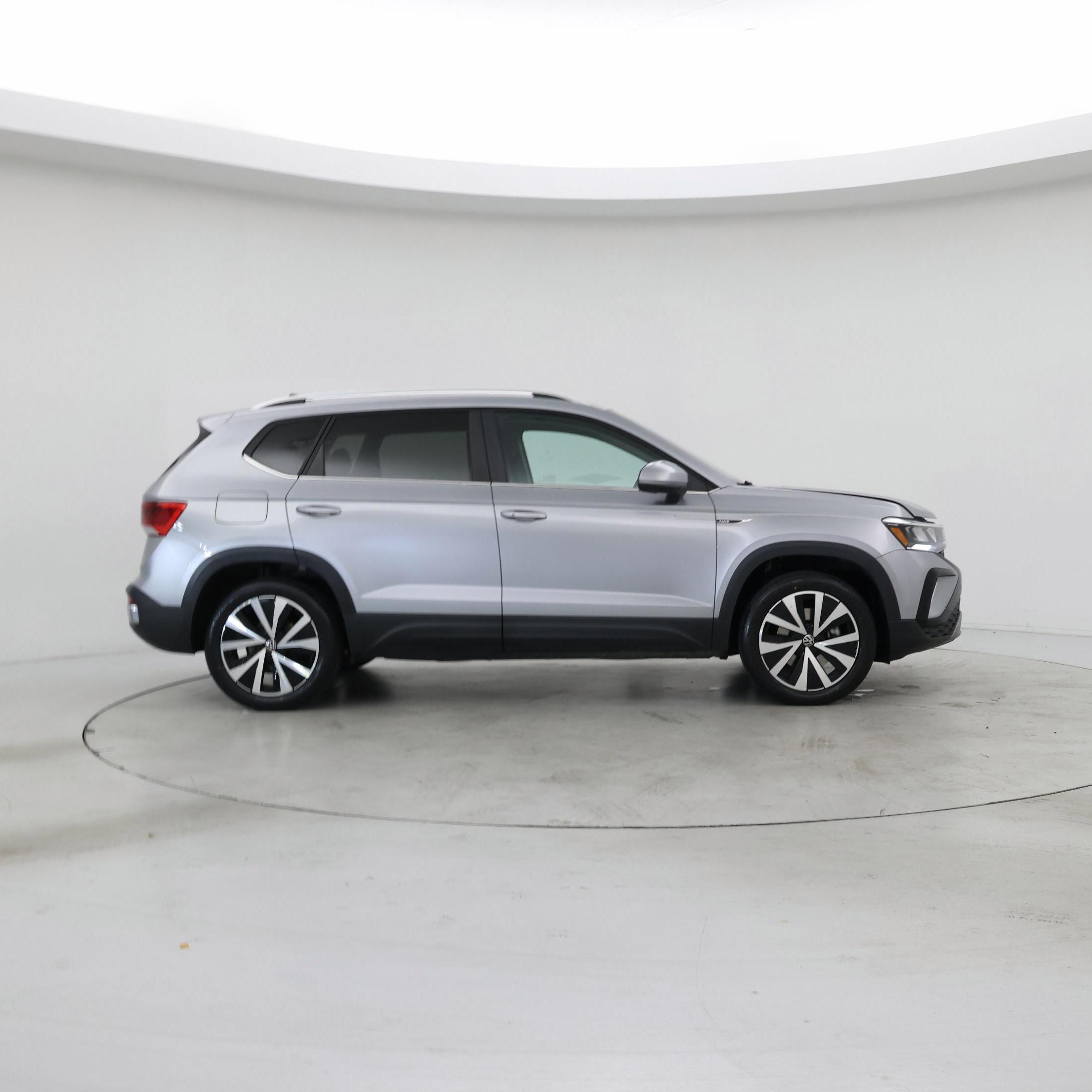 Thumbnail: 2022 Volkswagen Taos - 7