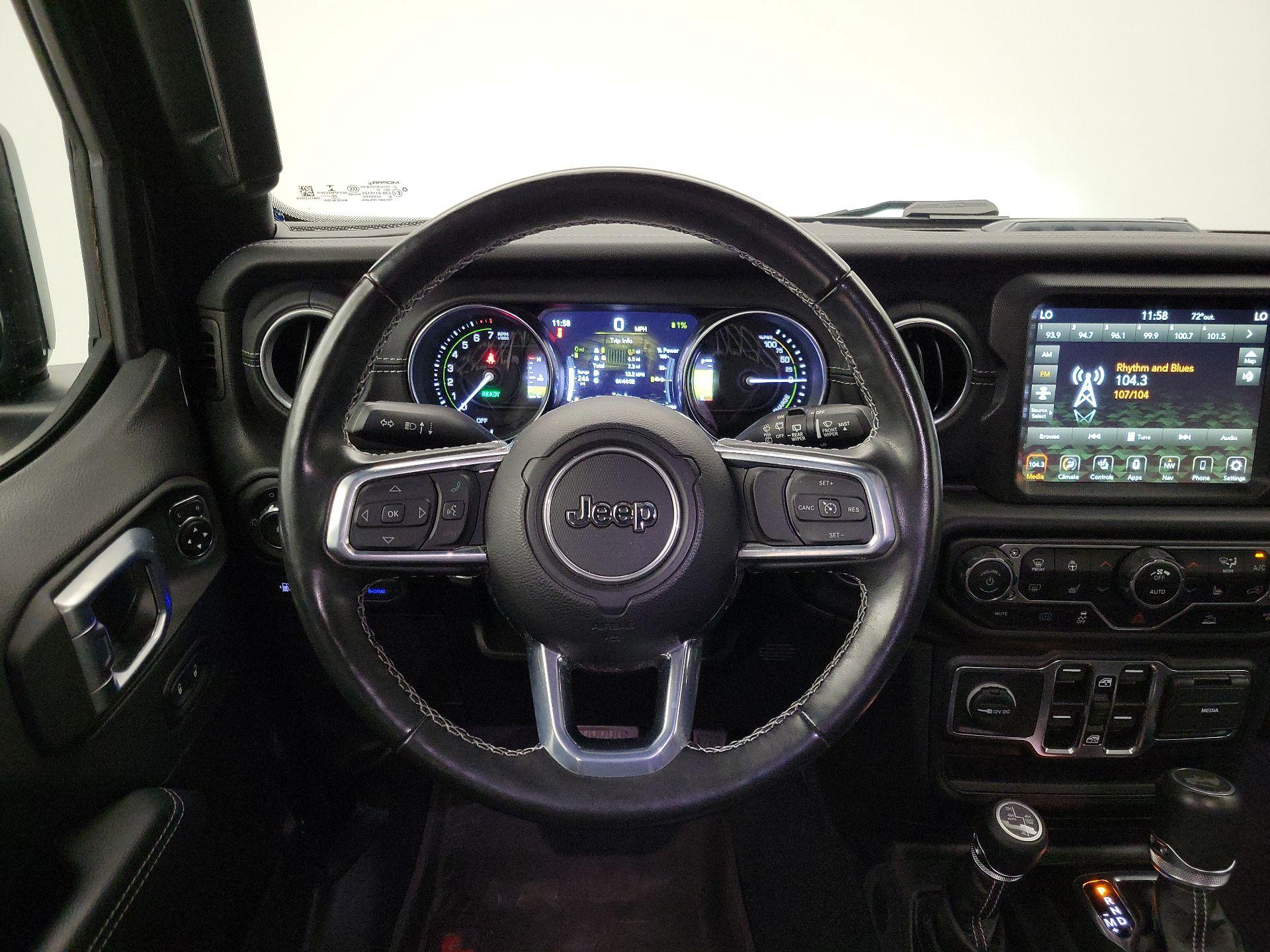 Thumbnail: 2022 Jeep Wrangler - 10