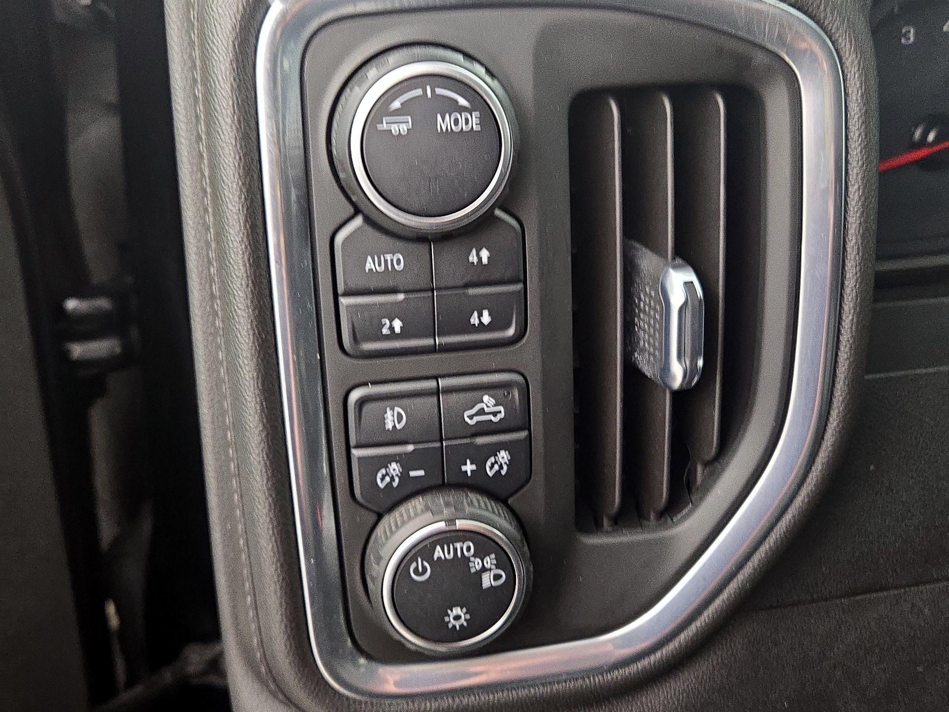 Thumbnail: 2022 Chevrolet Silverado 1500 - 13