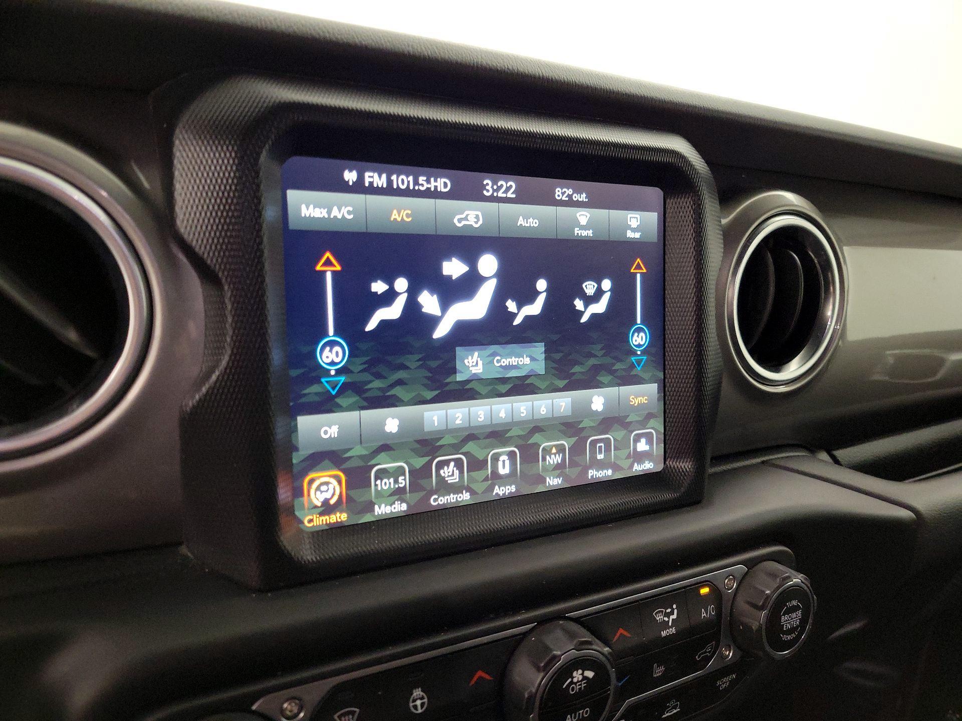 Thumbnail: 2021 Jeep Wrangler - 15