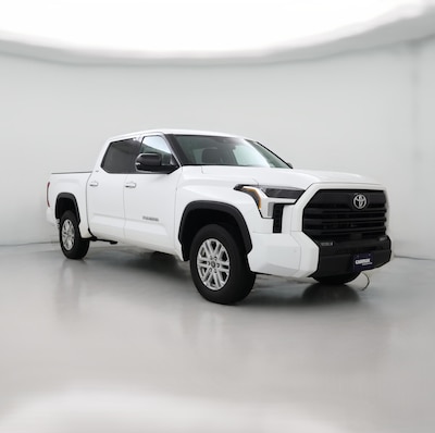 White 2022 Toyota Tundra SR5