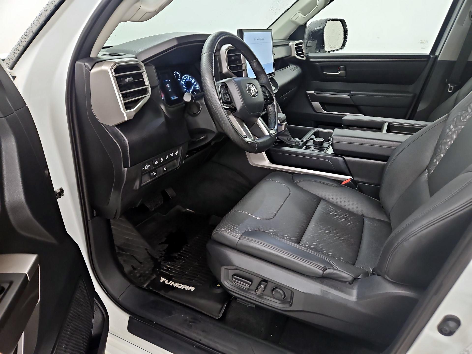 Thumbnail: 2022 Toyota Tundra - 11