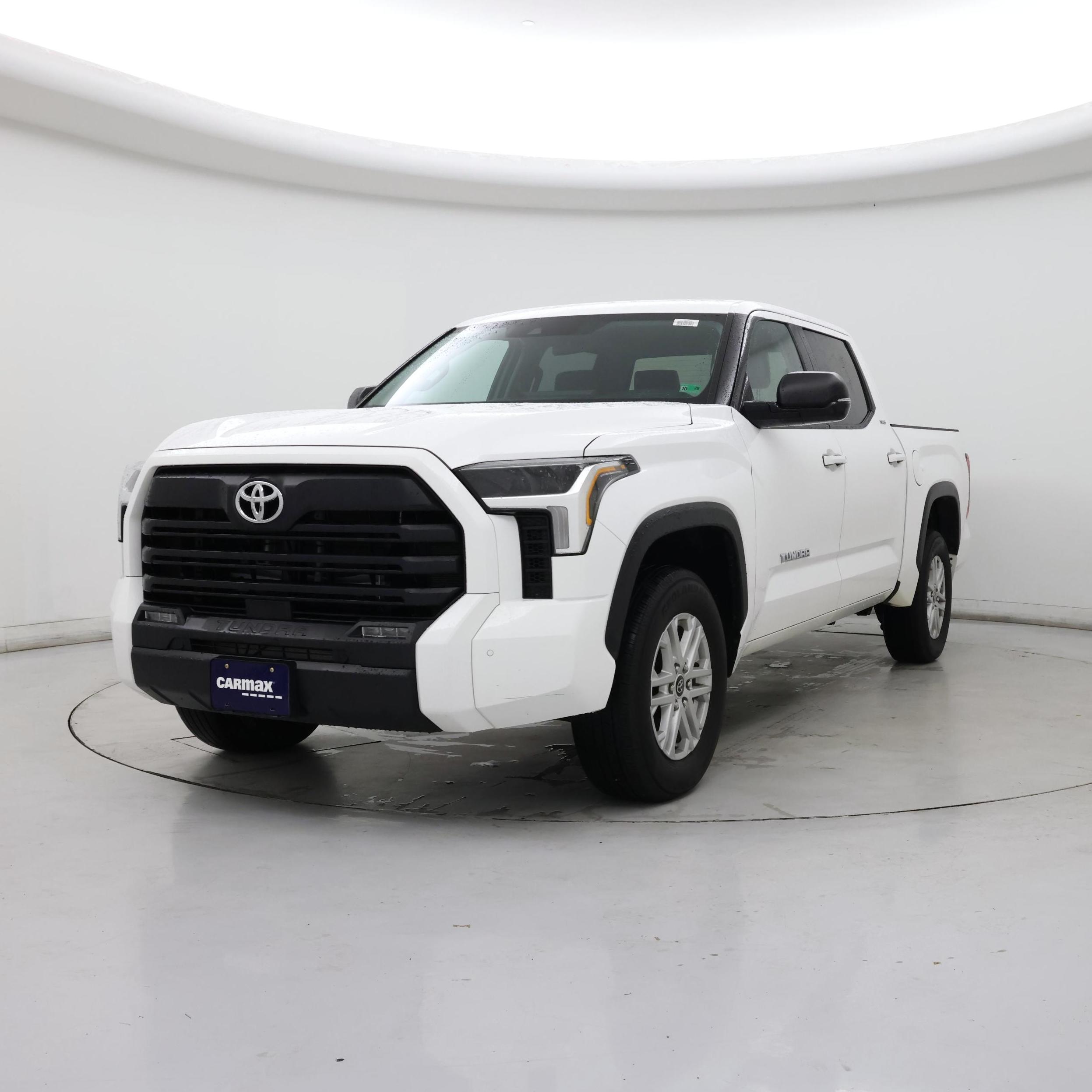 Thumbnail: 2022 Toyota Tundra - 4