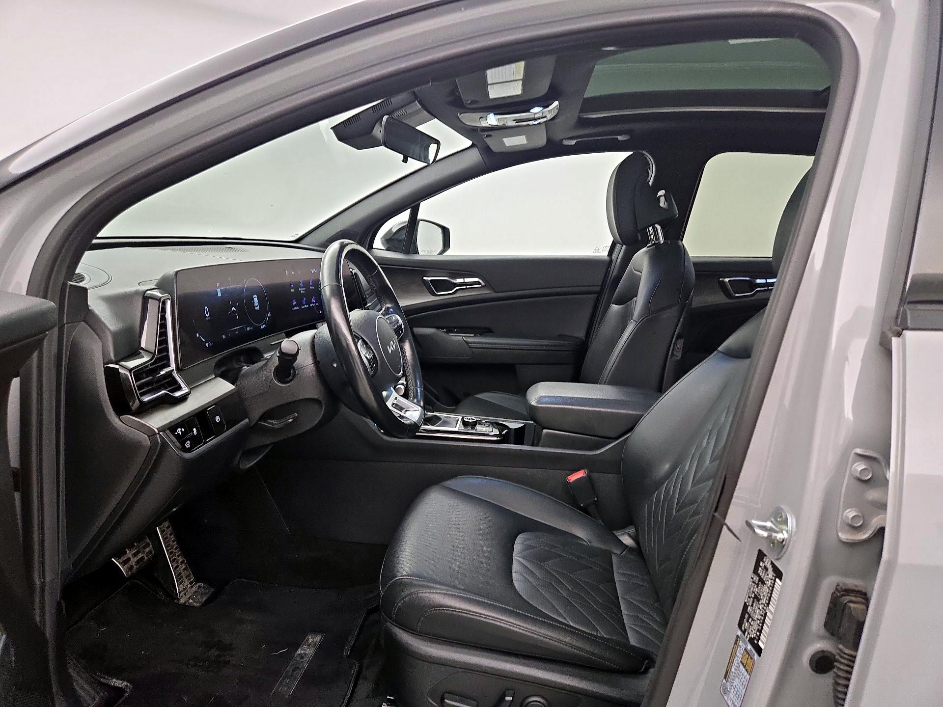 Thumbnail: 2023 Kia Sportage - 11