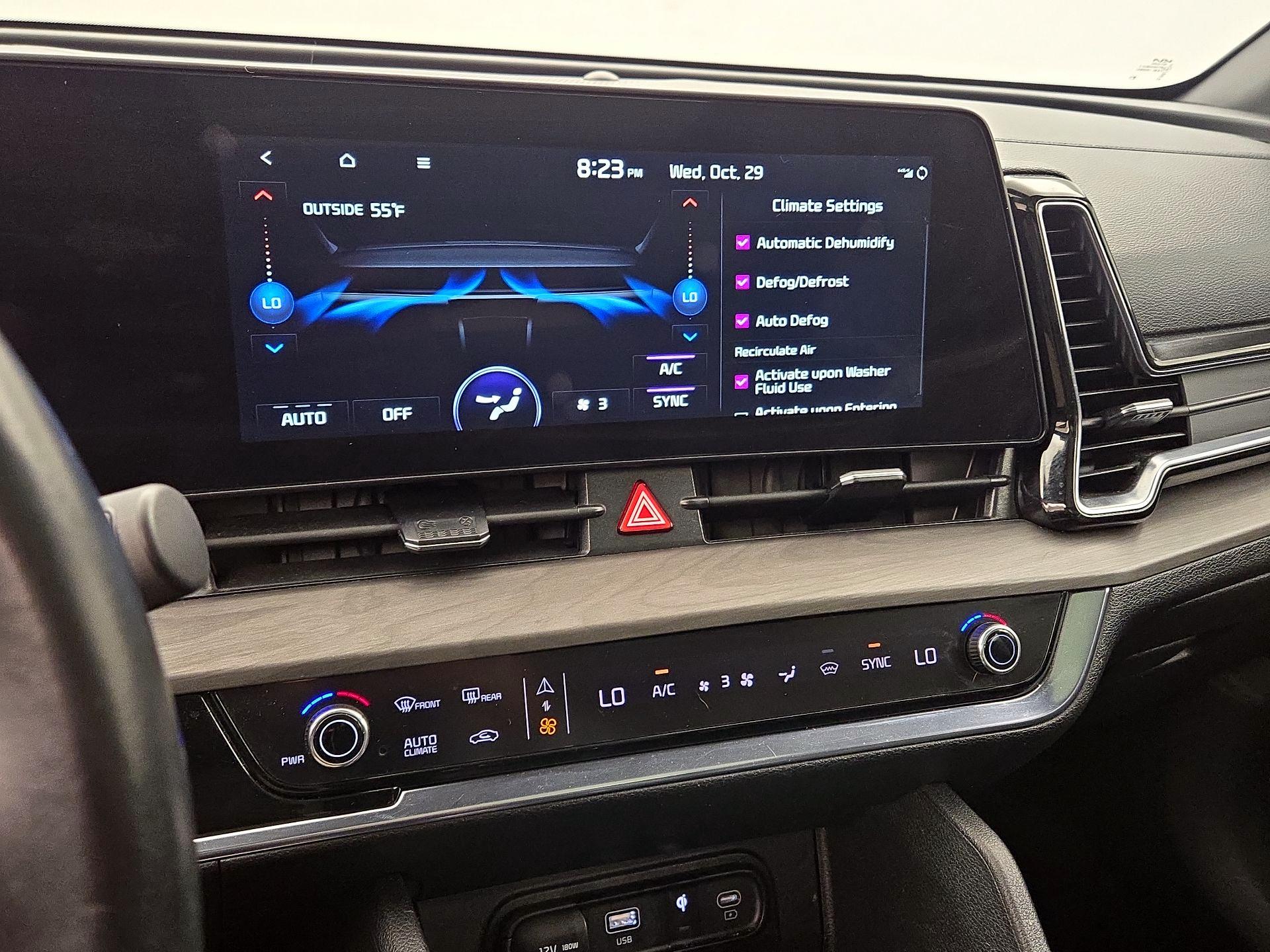 Thumbnail: 2023 Kia Sportage - 17