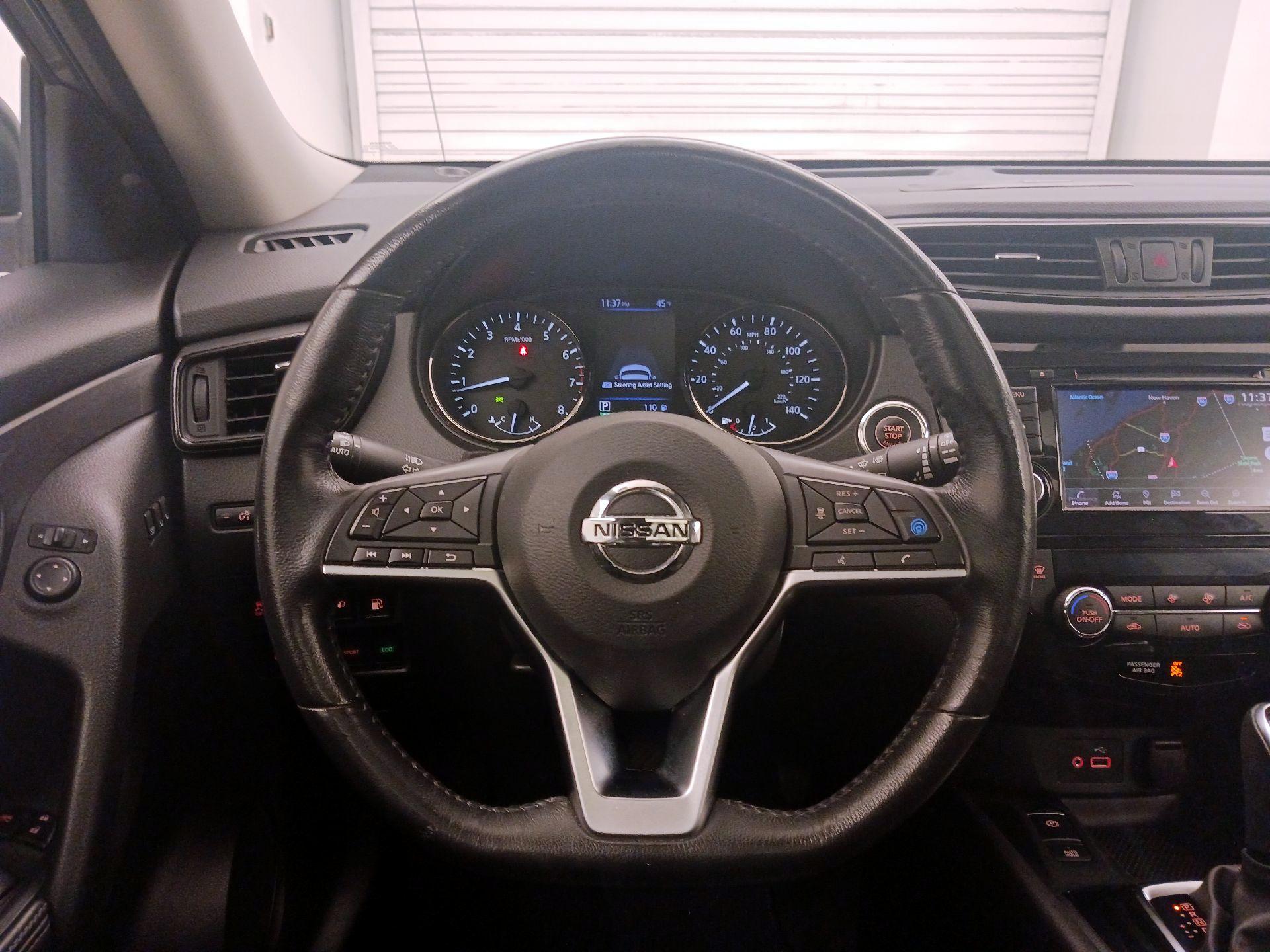 Thumbnail: 2019 Nissan Rogue - 10