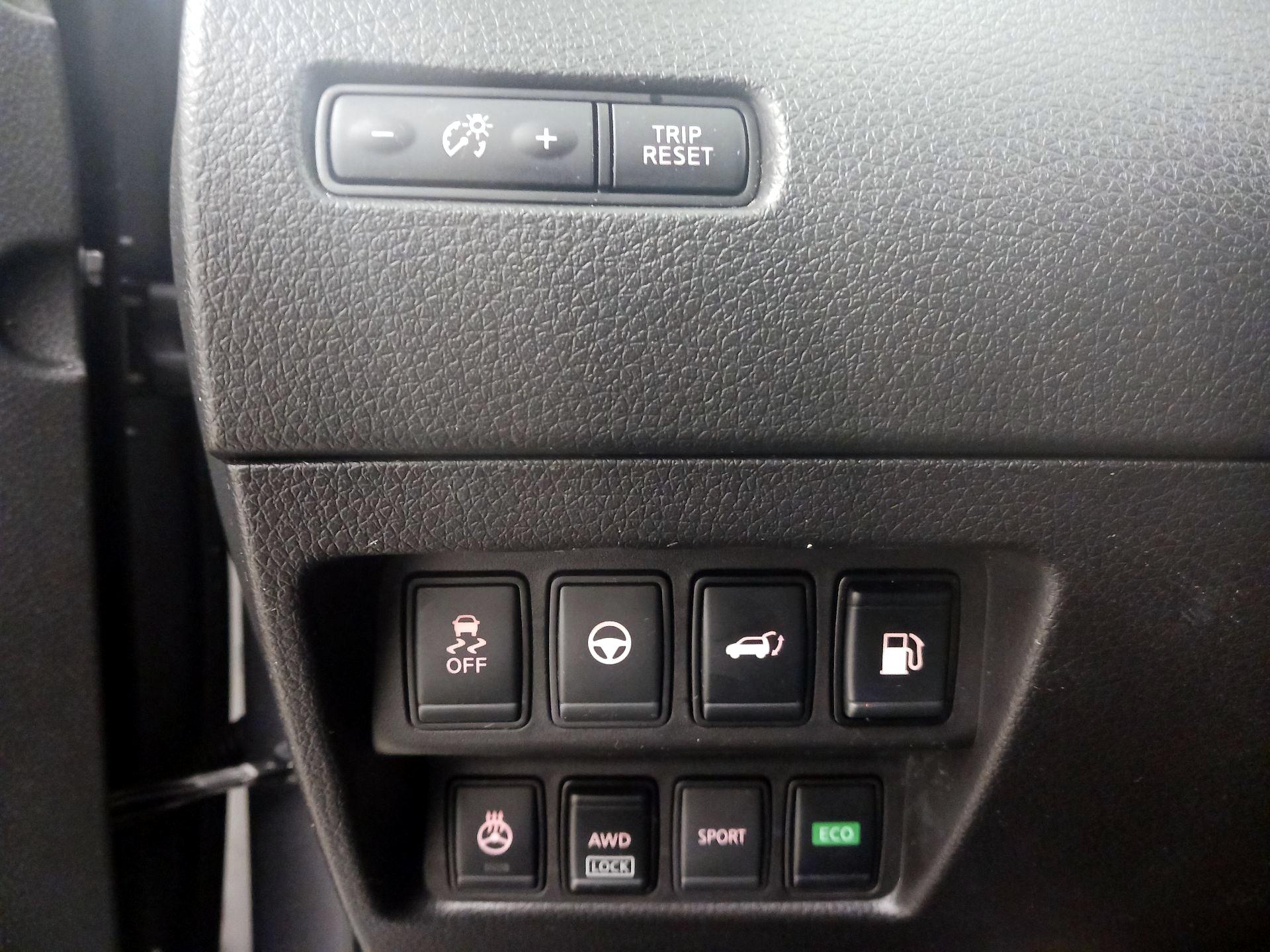 Thumbnail: 2019 Nissan Rogue - 13