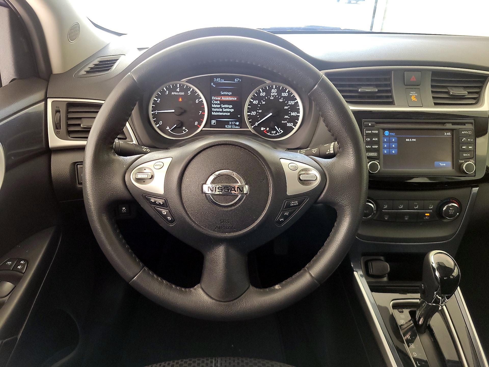 Thumbnail: 2017 Nissan Sentra - 10