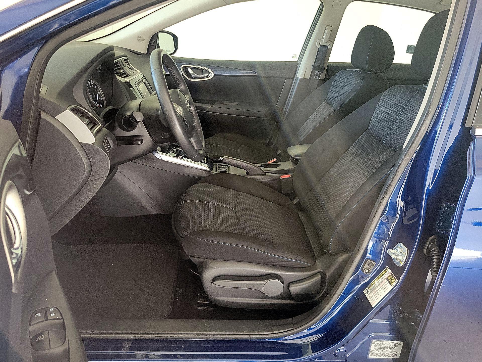 Thumbnail: 2017 Nissan Sentra - 11