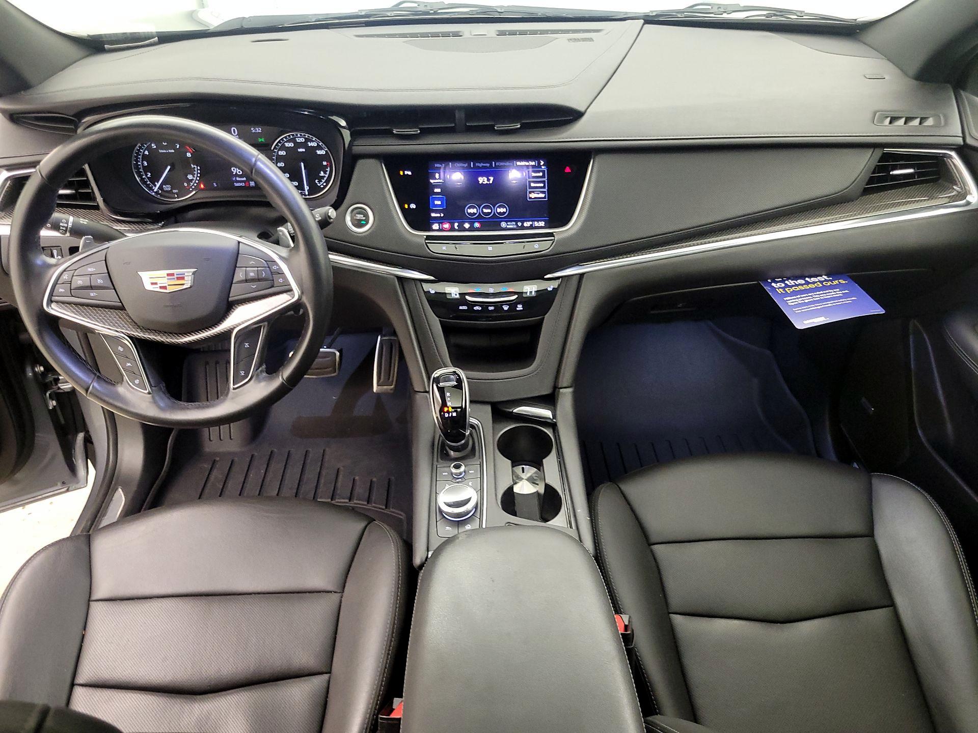 Thumbnail: 2021 Cadillac XT5 - 9