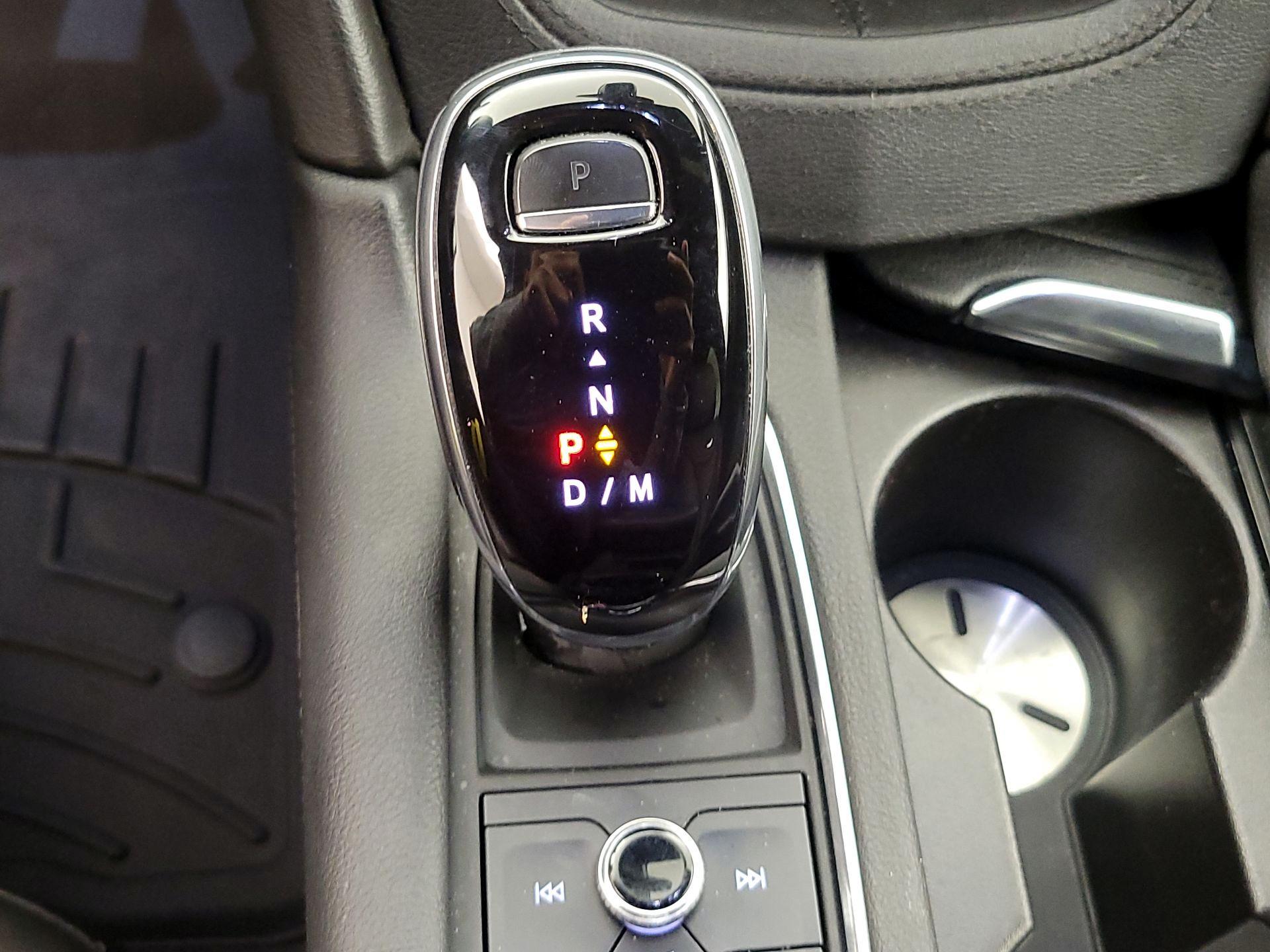Thumbnail: 2021 Cadillac XT5 - 17