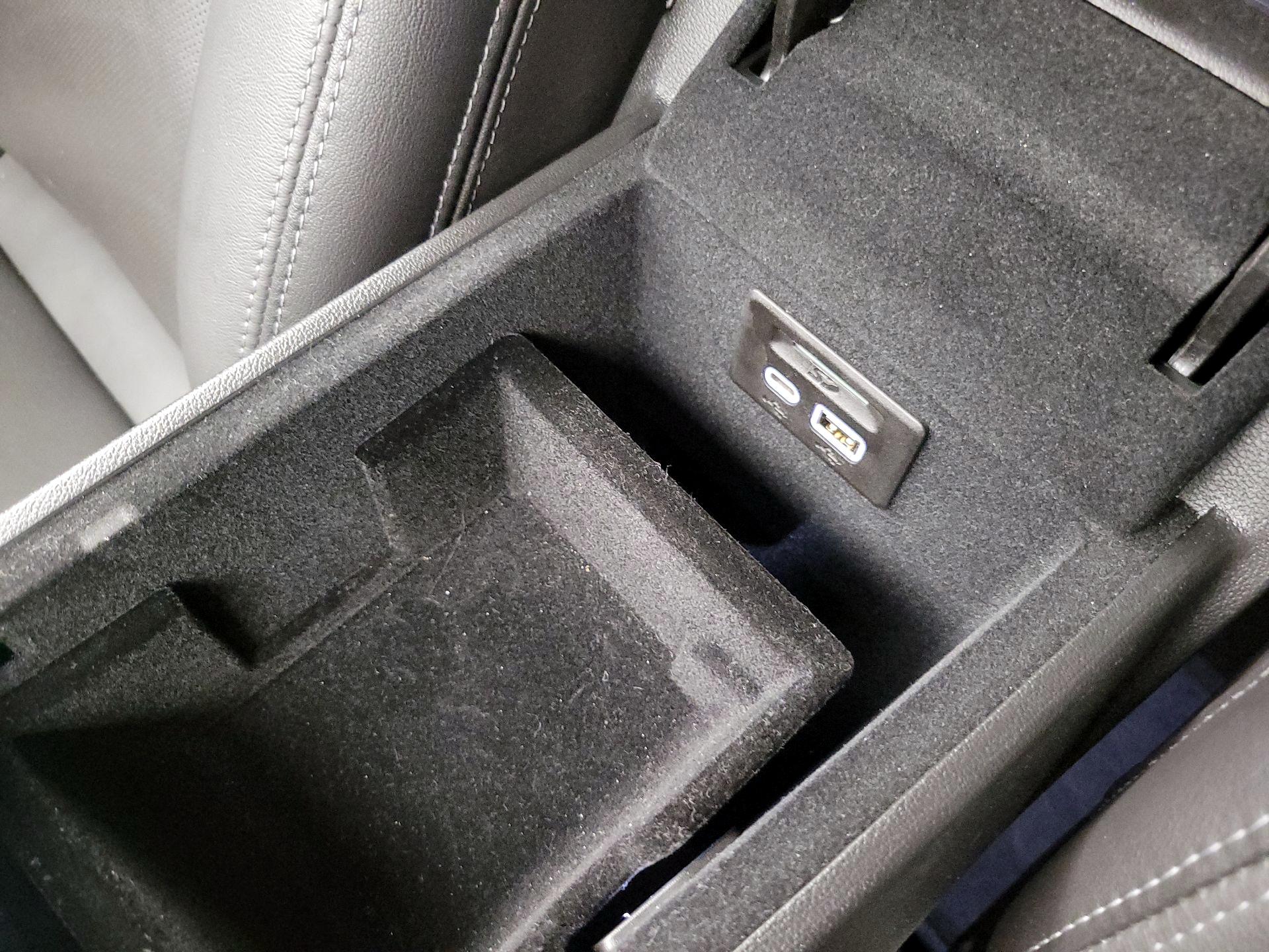 Thumbnail: 2021 Cadillac XT5 - 18
