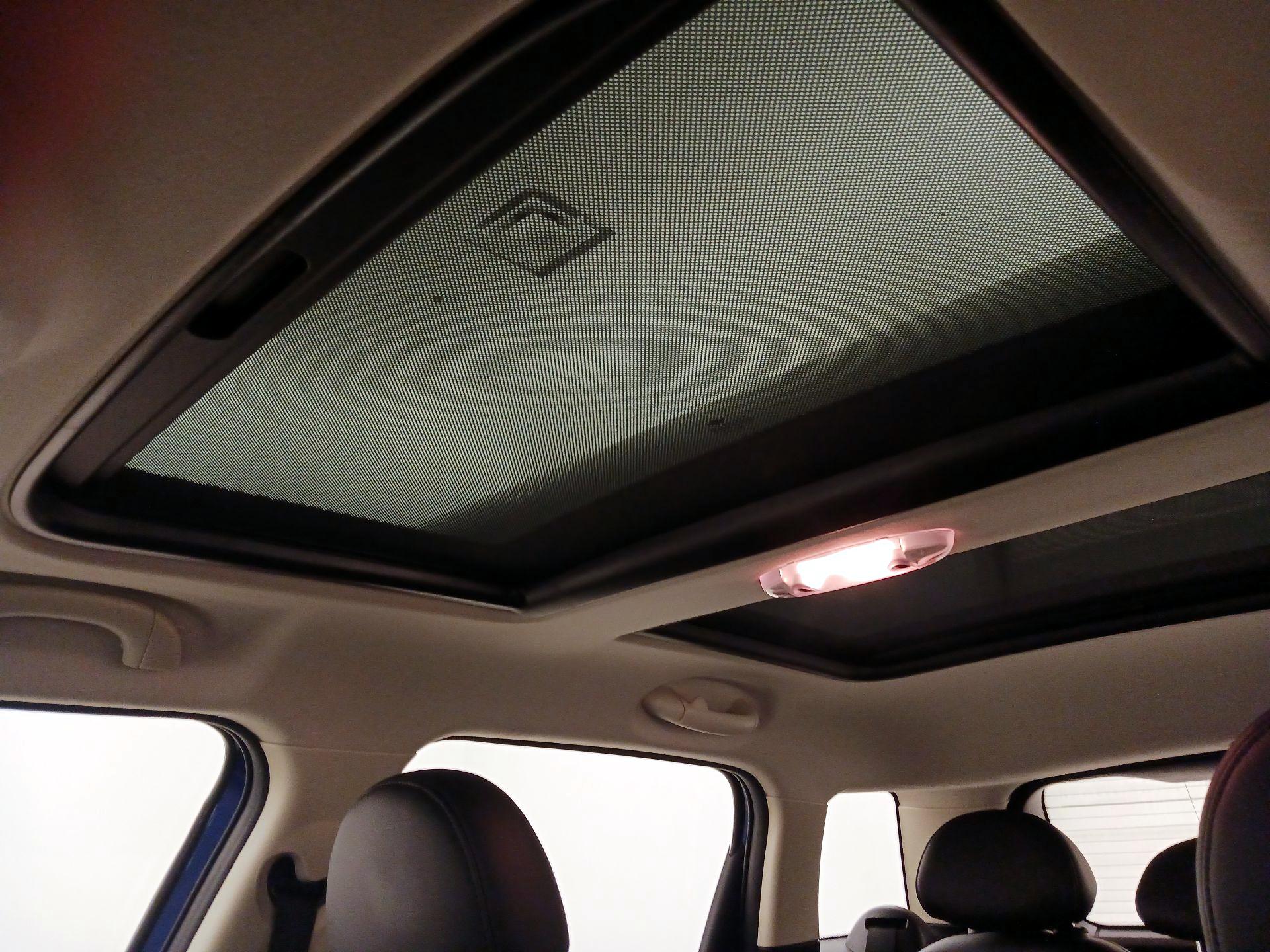 Thumbnail: 2016 MINI Cooper Countryman - 18