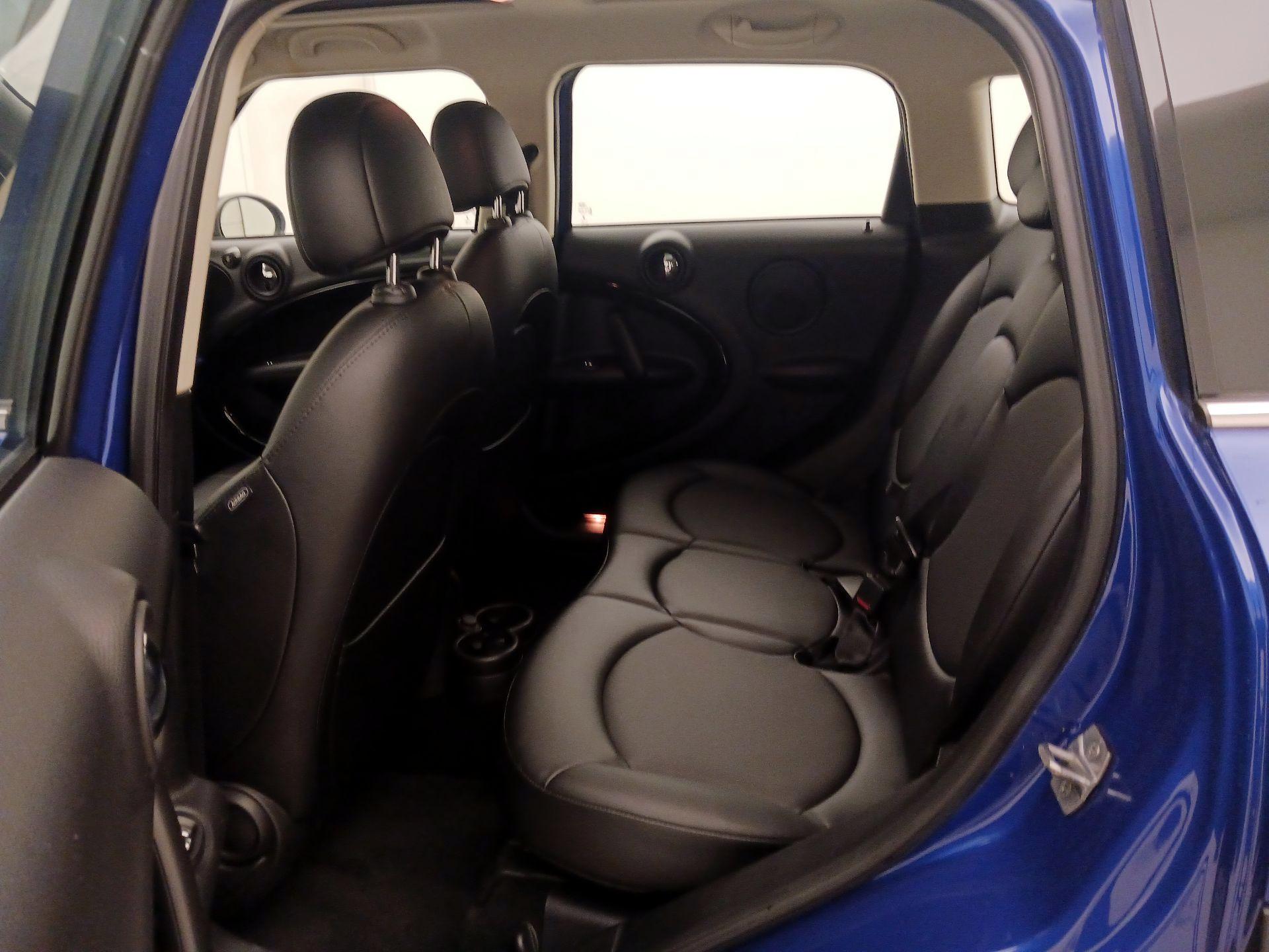 Thumbnail: 2016 MINI Cooper Countryman - 19