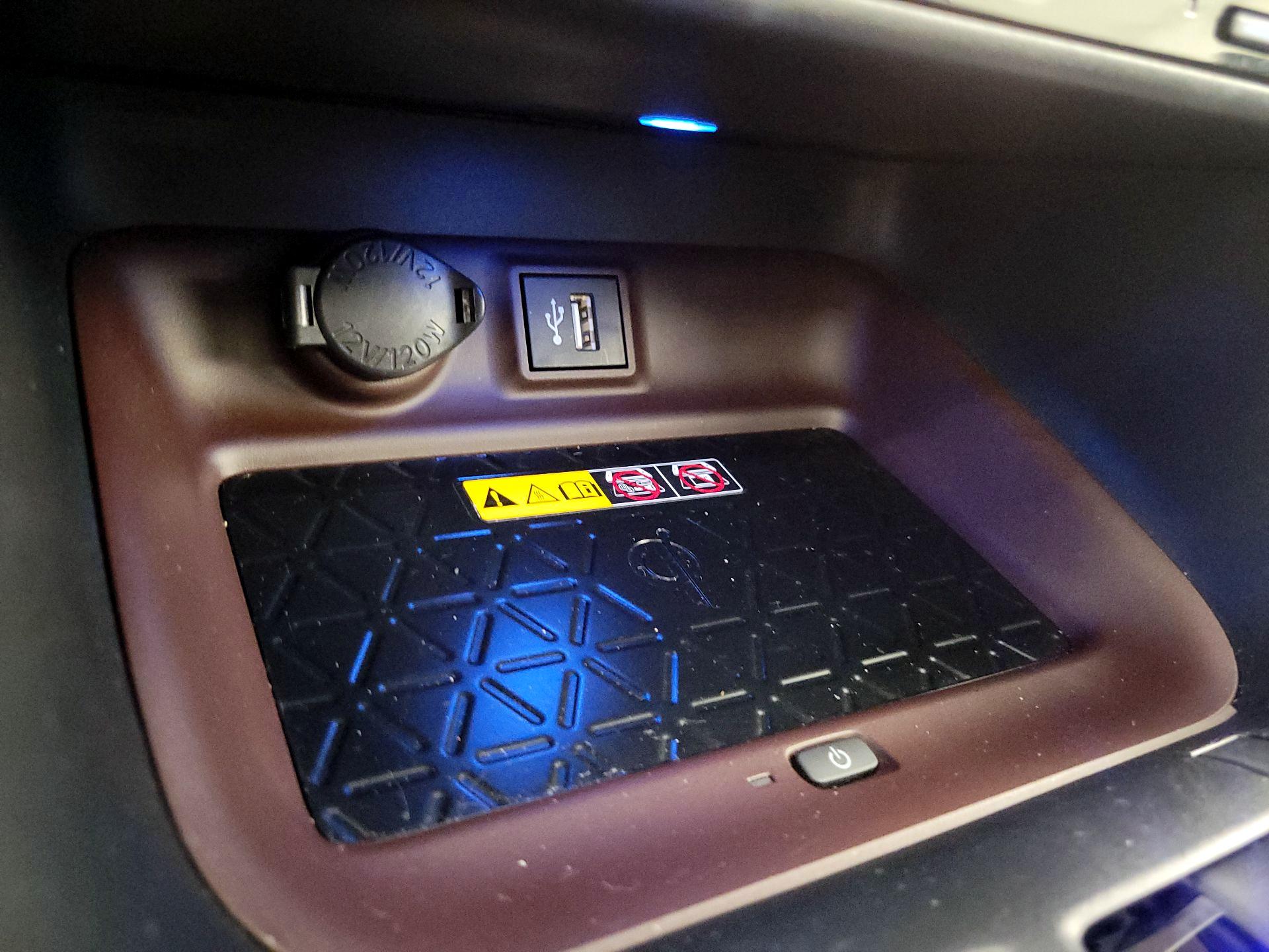 Thumbnail: 2023 Toyota RAV4 - 18