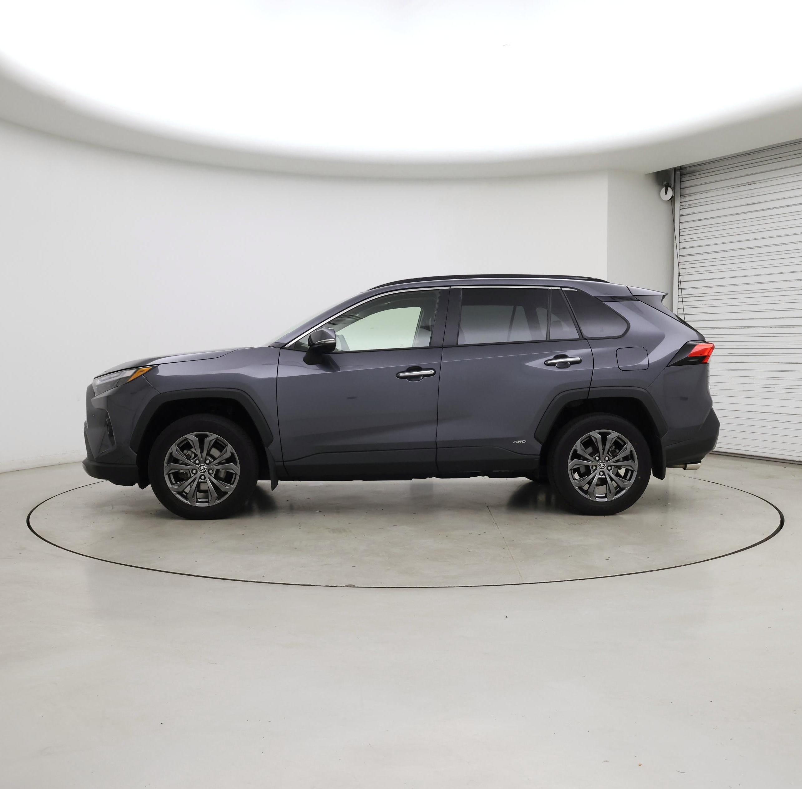 Thumbnail: 2023 Toyota RAV4 - 3