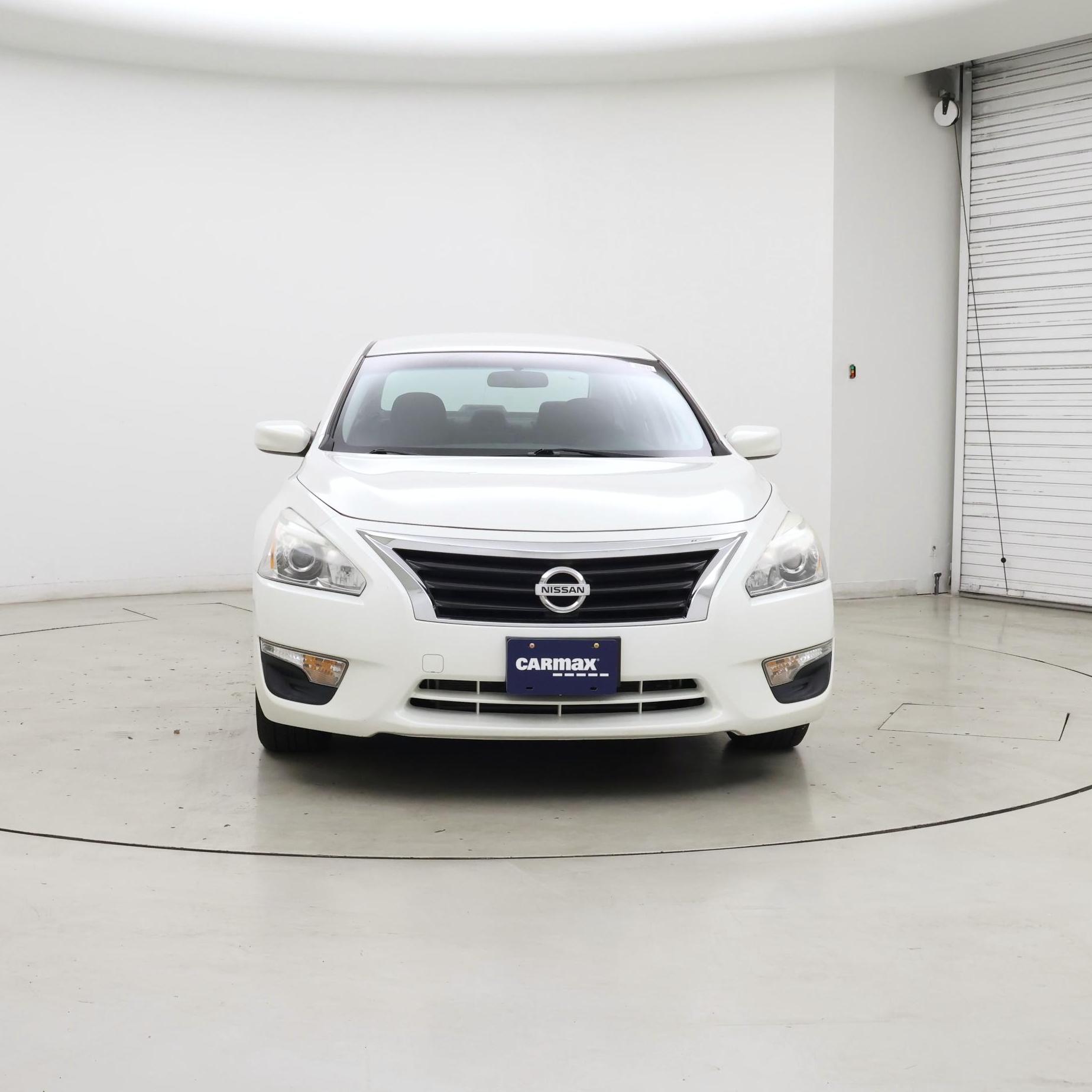 Thumbnail: 2015 Nissan Altima - 5